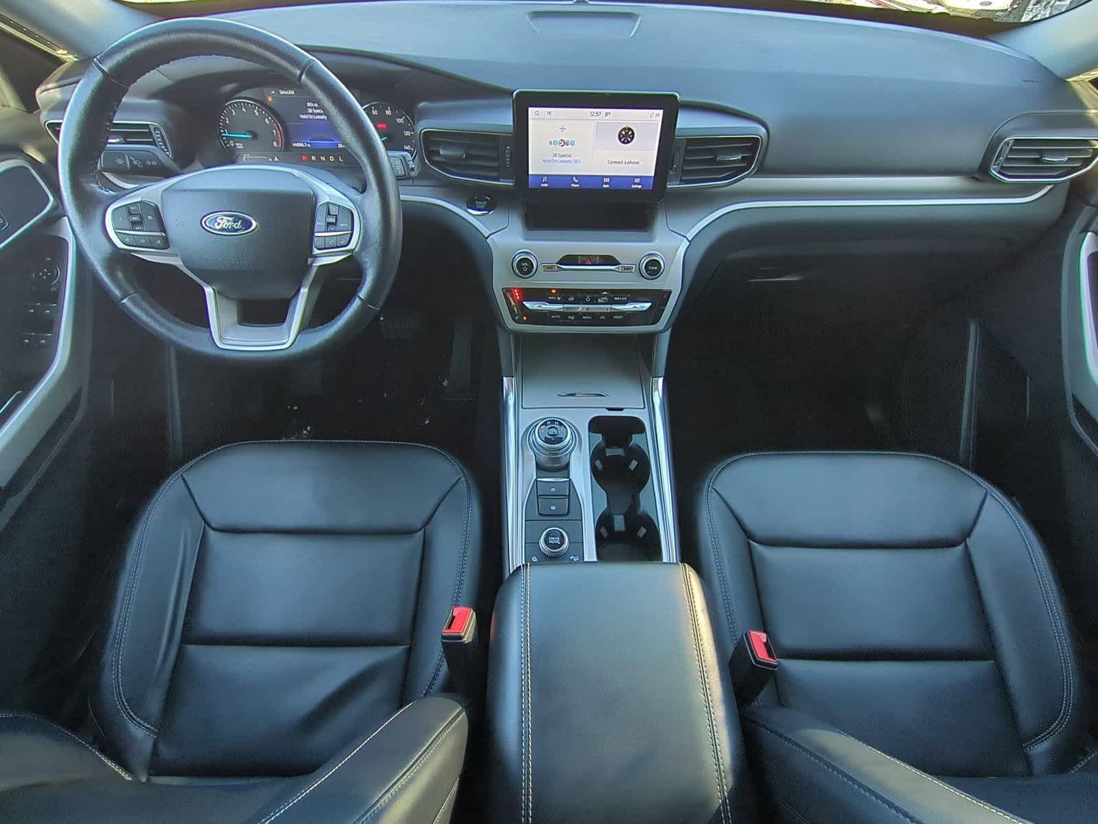 Thumbnail: 2022 Ford Explorer - 15