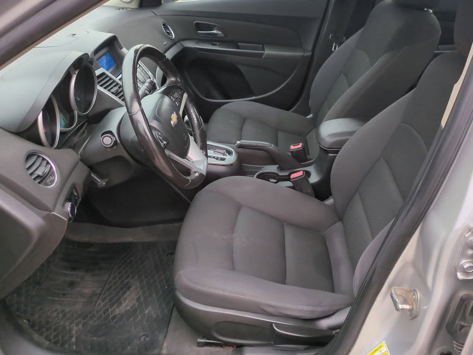 Thumbnail: 2013 Chevrolet Cruze - 16