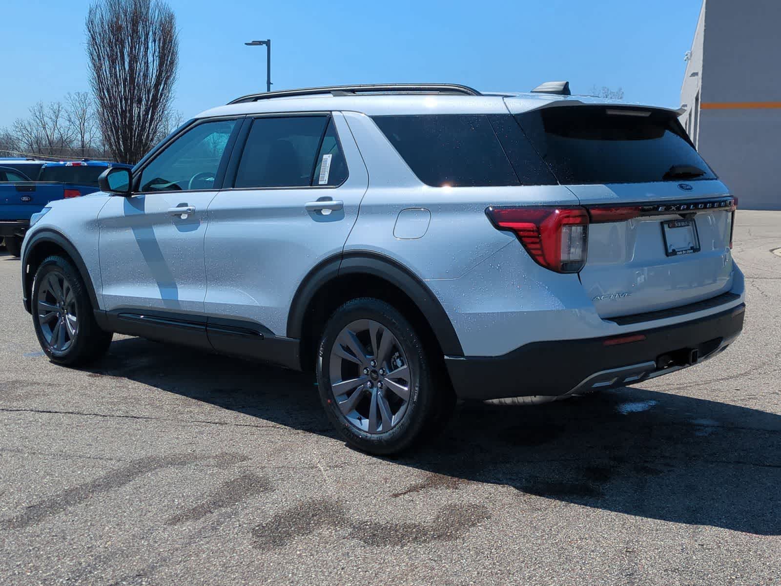 Thumbnail: 2026 Ford Explorer - 6