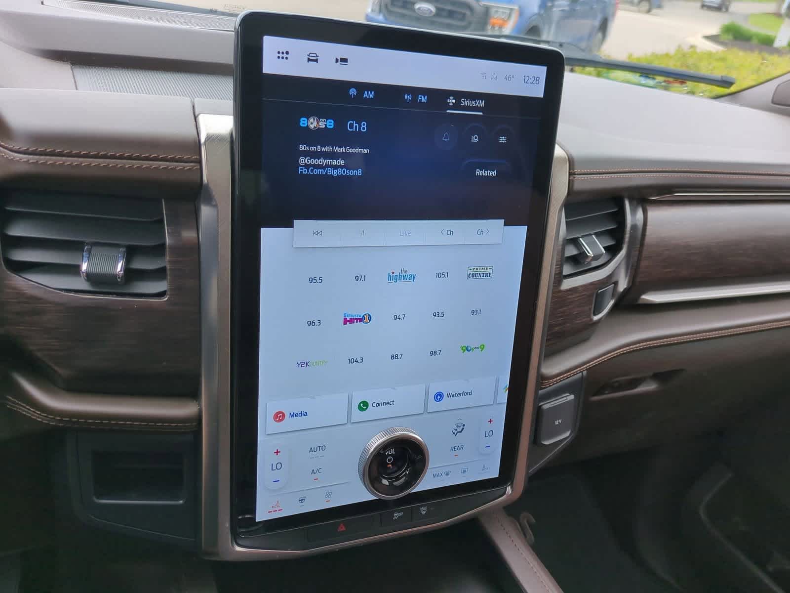 Thumbnail: 2022 Ford Expedition - 29