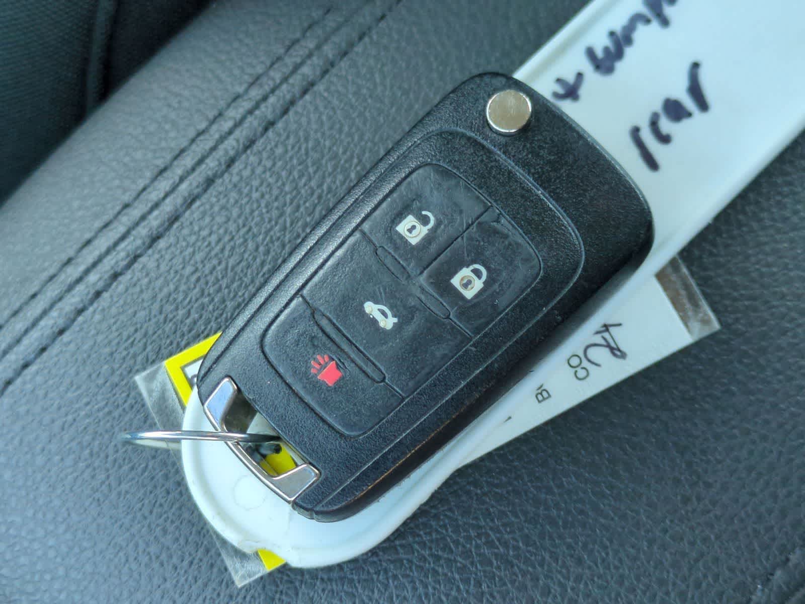 Thumbnail: 2012 Chevrolet Cruze - 33