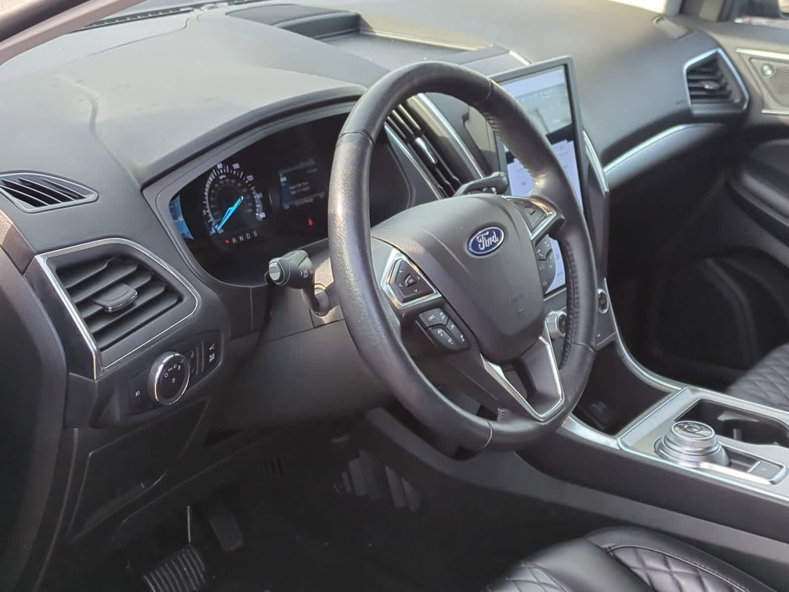 Thumbnail: 2023 Ford Edge - 10