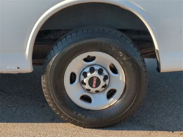 Thumbnail: 2009 GMC Savana - 14