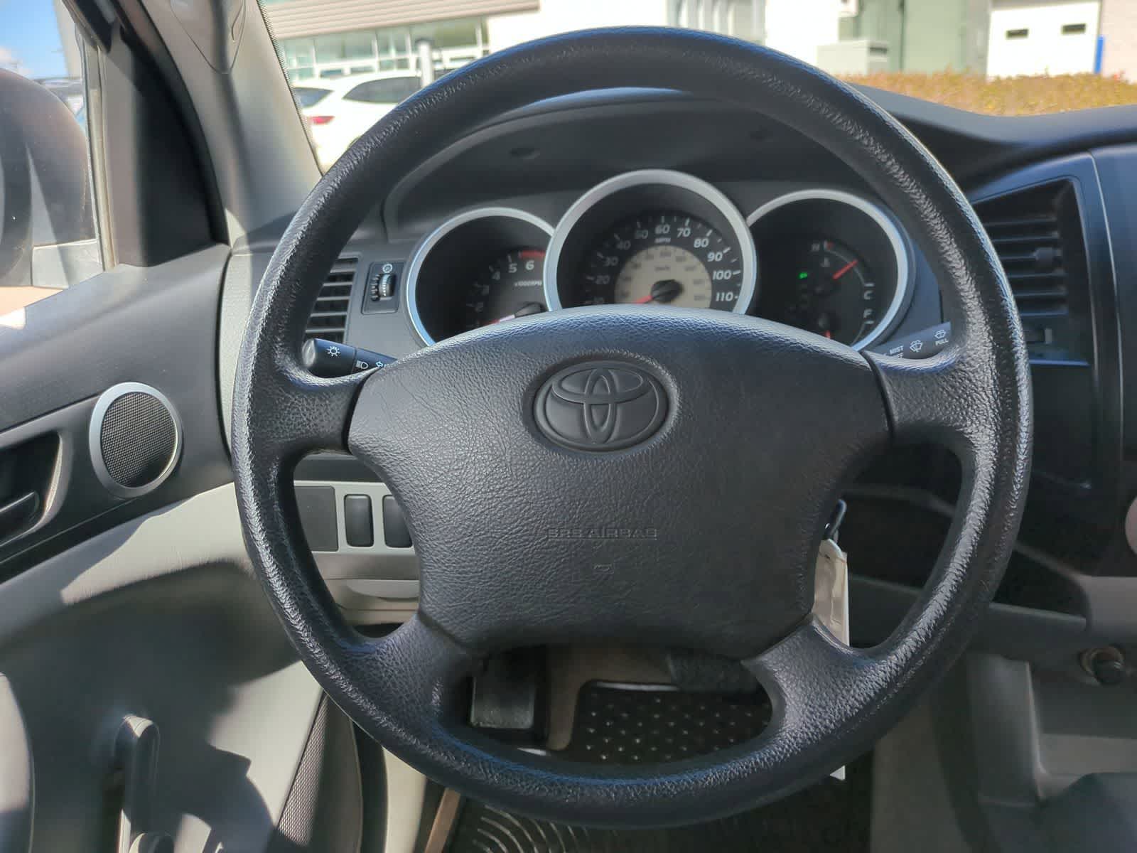 Thumbnail: 2006 Toyota Tacoma - 21