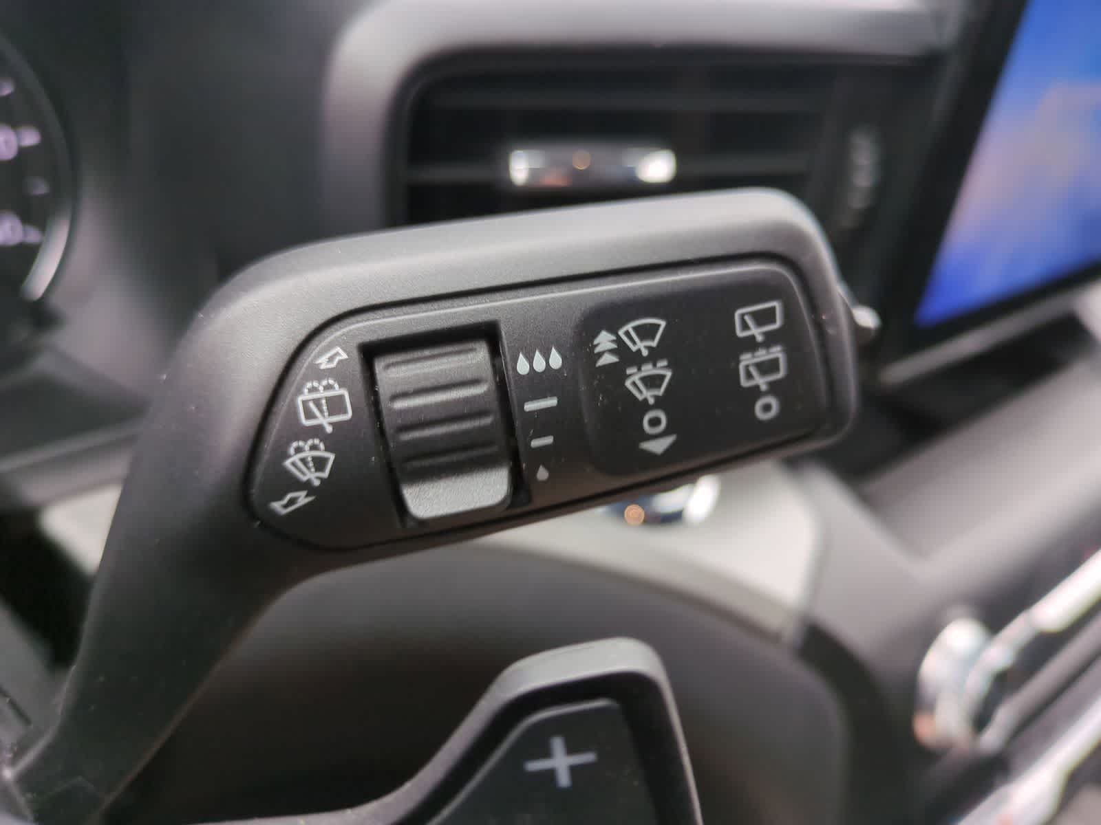 Thumbnail: 2020 Ford Explorer - 22