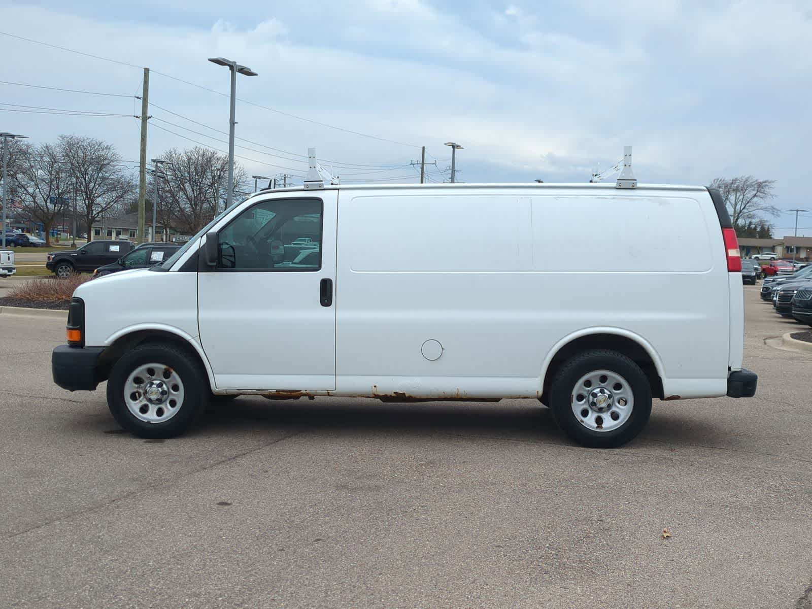 Thumbnail: 2013 Chevrolet Express - 5
