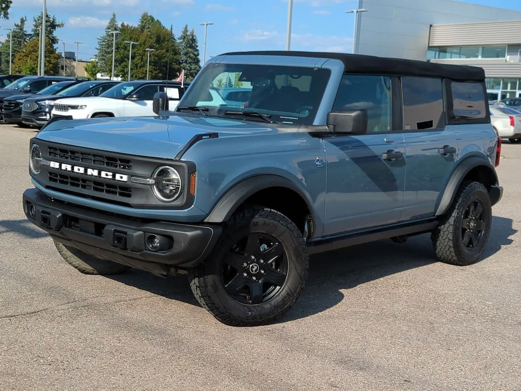 Used 2023 Ford Bronco Black Diamond SUV