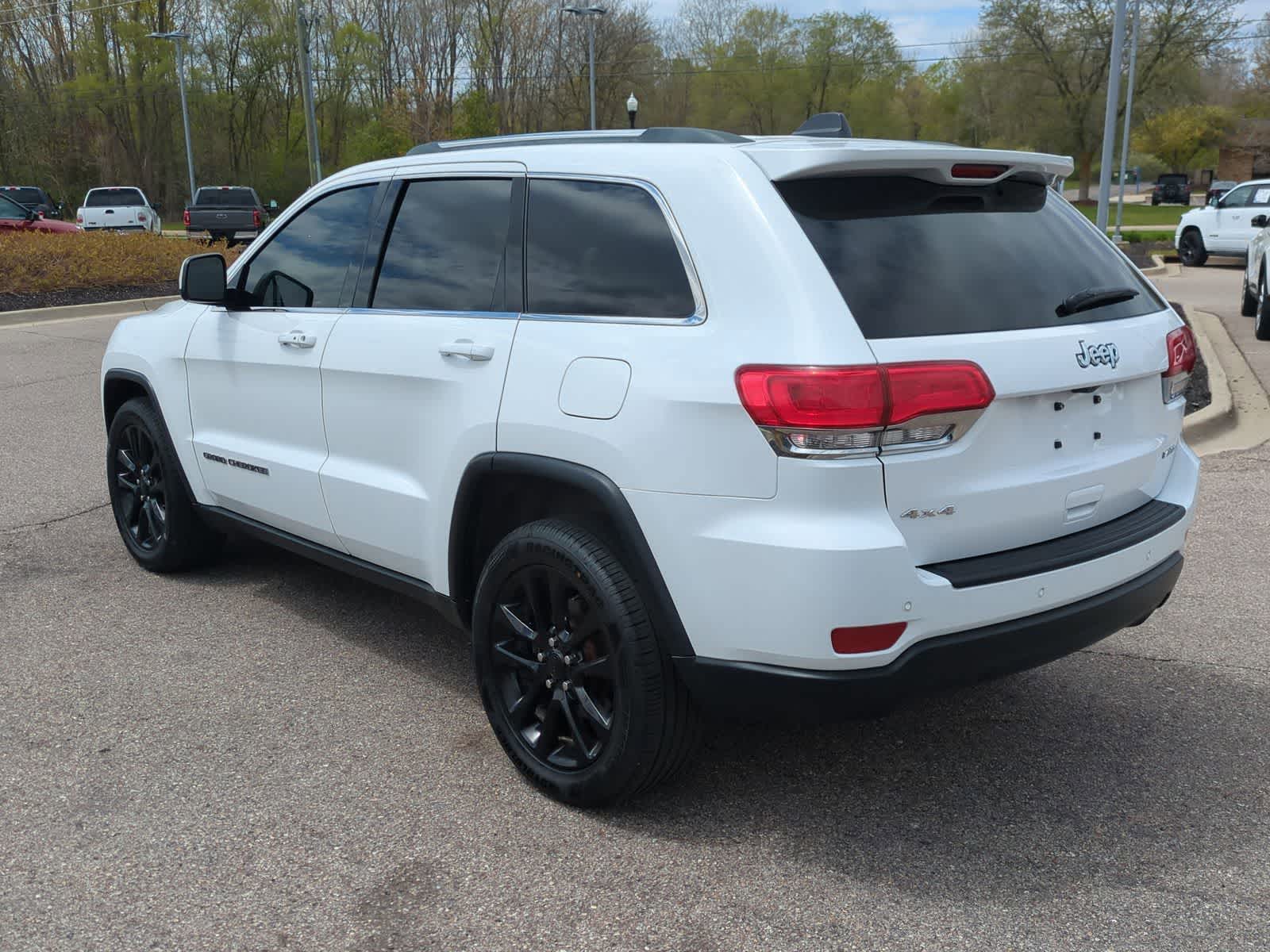 Thumbnail: 2018 Jeep Grand Cherokee - 6