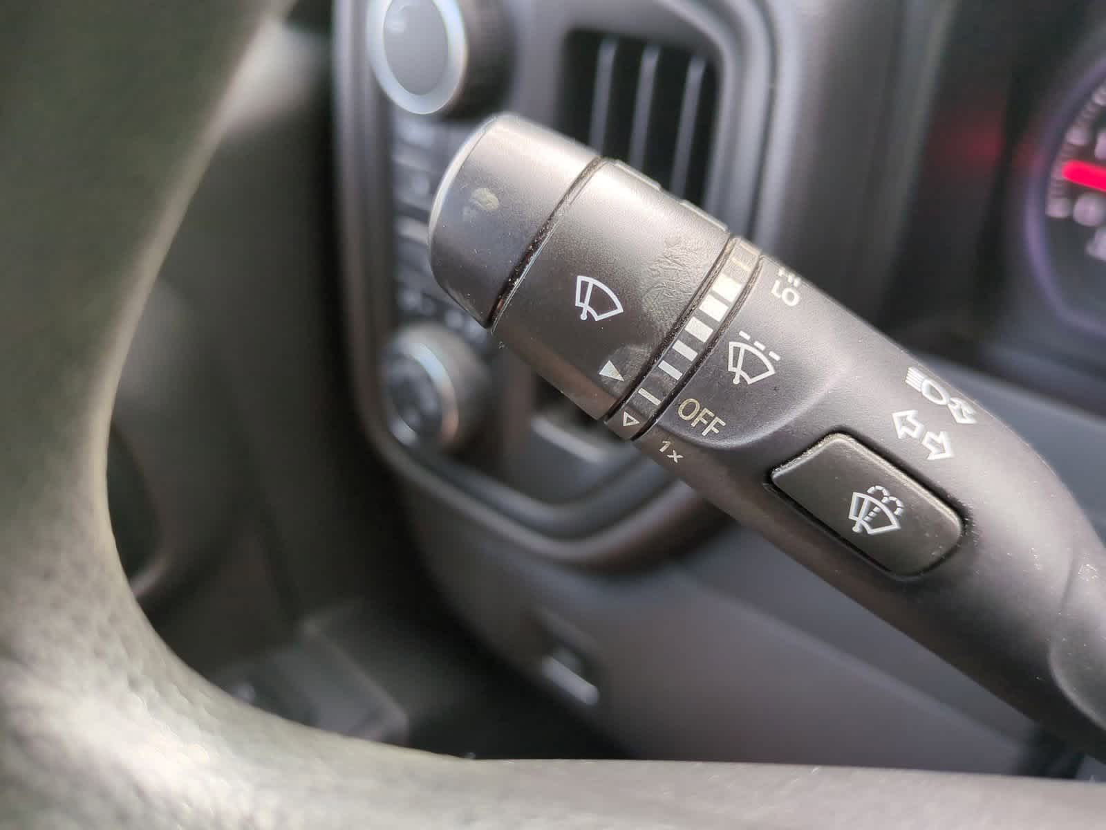 Thumbnail: 2019 Chevrolet Silverado 1500 - 24