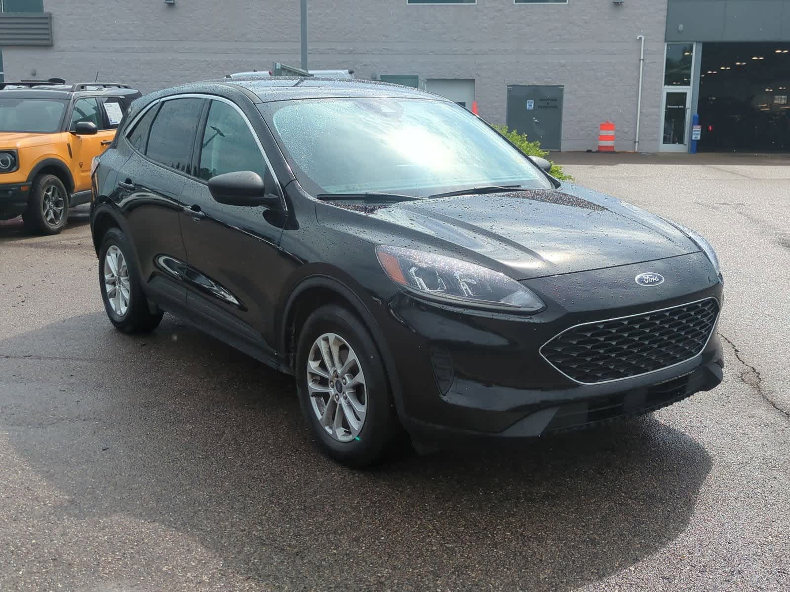 Thumbnail: 2022 Ford Escape - 2