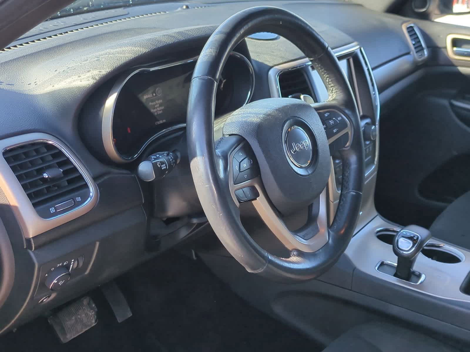 Thumbnail: 2015 Jeep Grand Cherokee - 10