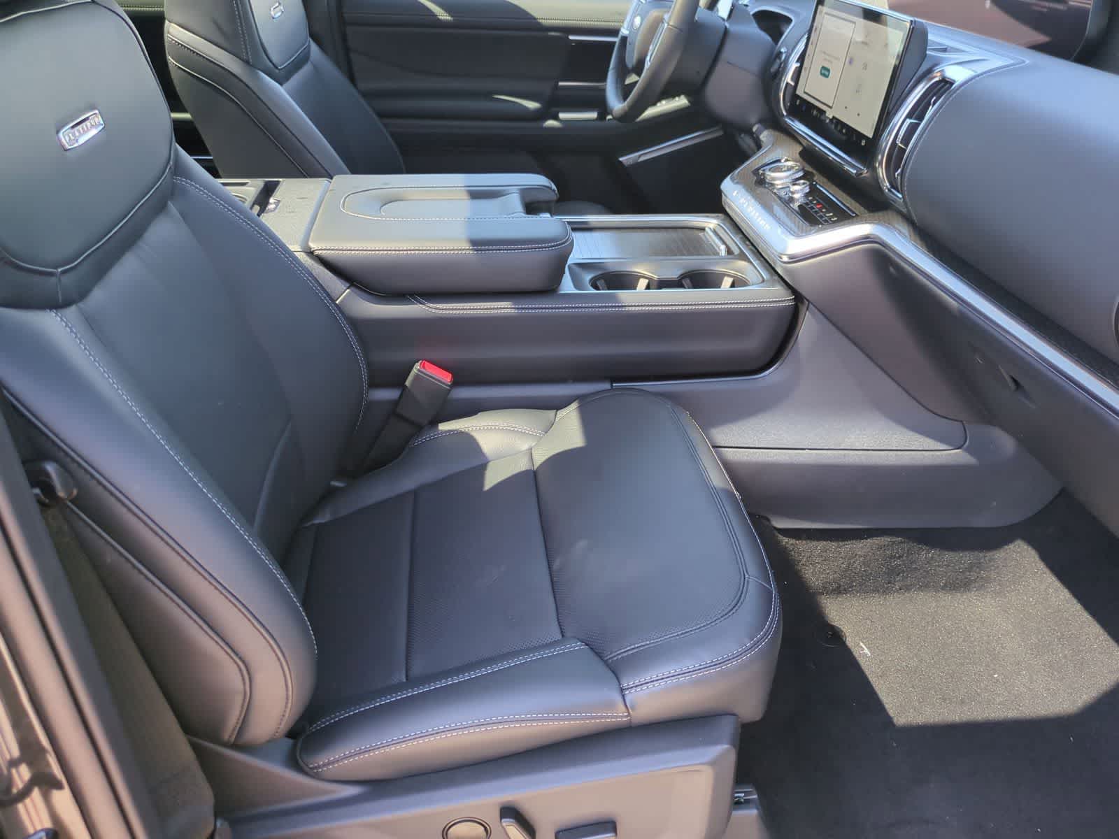 Thumbnail: 2026 Ford Expedition MAX - 23