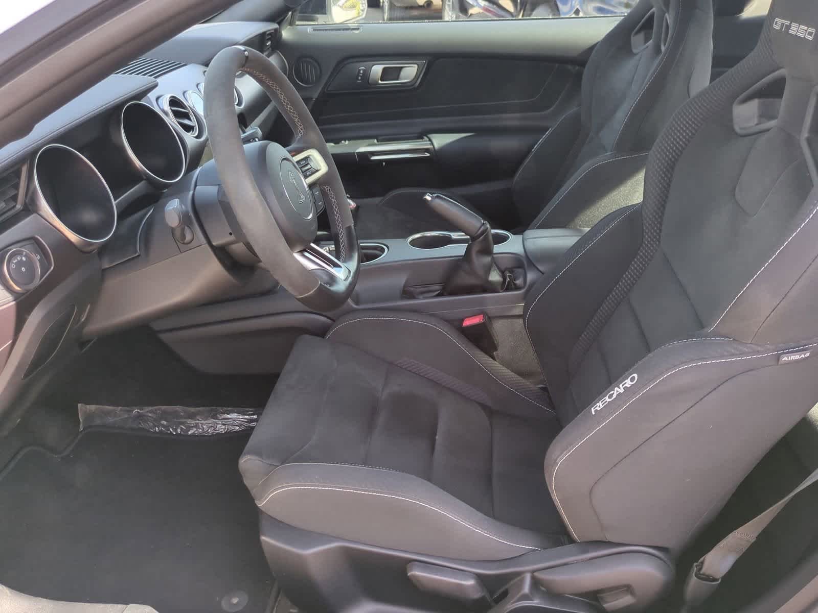 Thumbnail: 2018 Ford Mustang - 16
