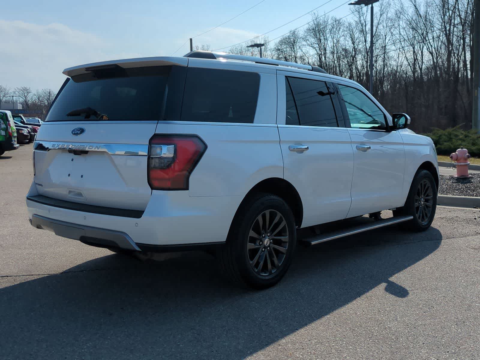 Thumbnail: 2019 Ford Expedition - 8