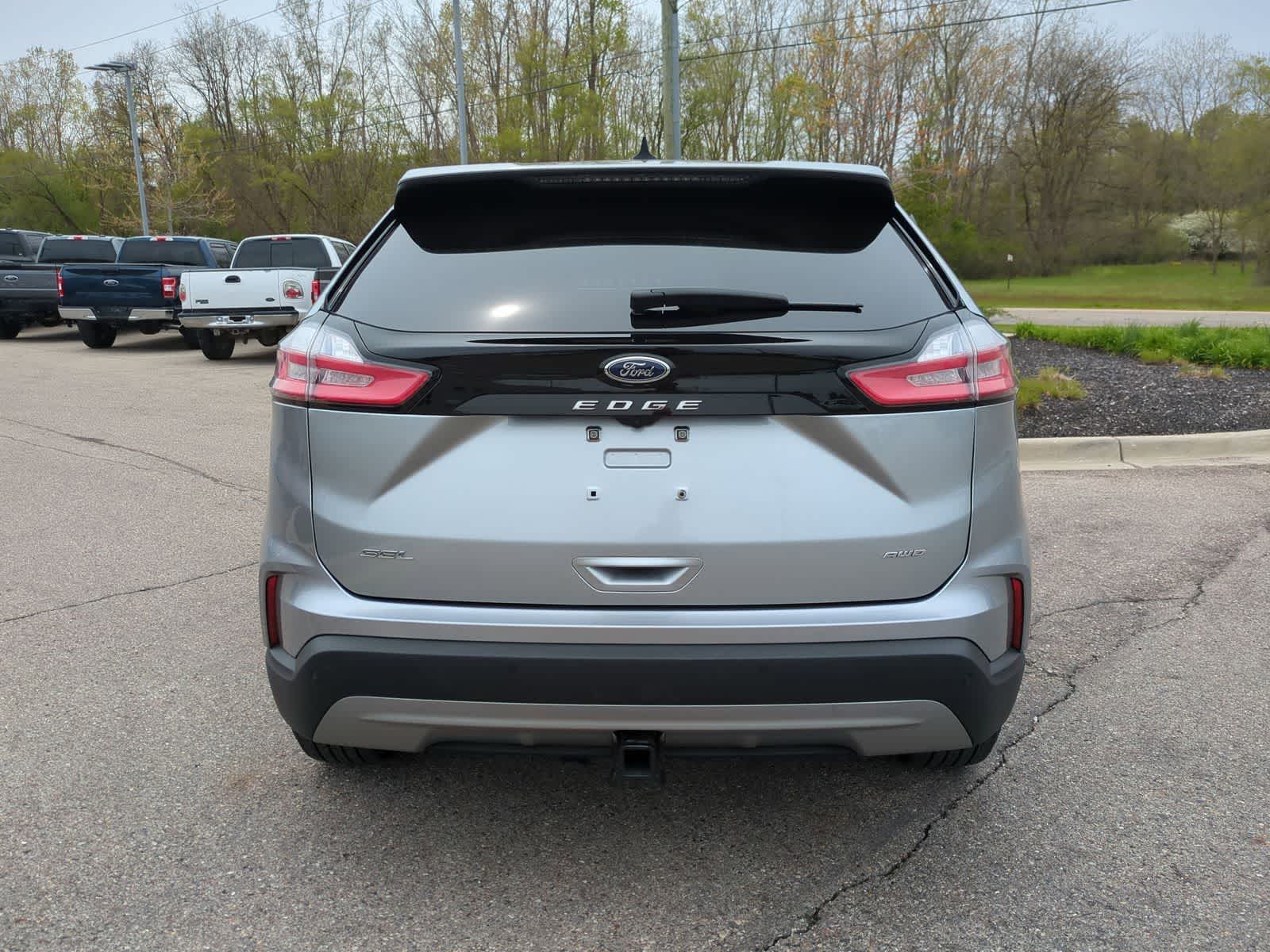 Thumbnail: 2023 Ford Edge - 7