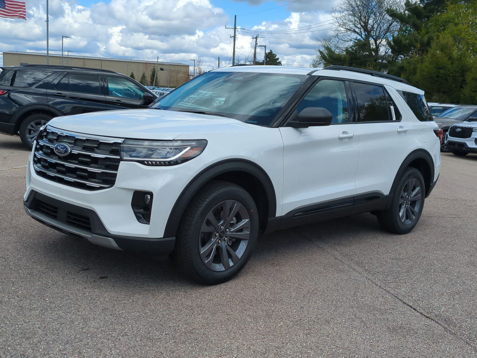 Thumbnail: 2026 Ford Explorer - 4