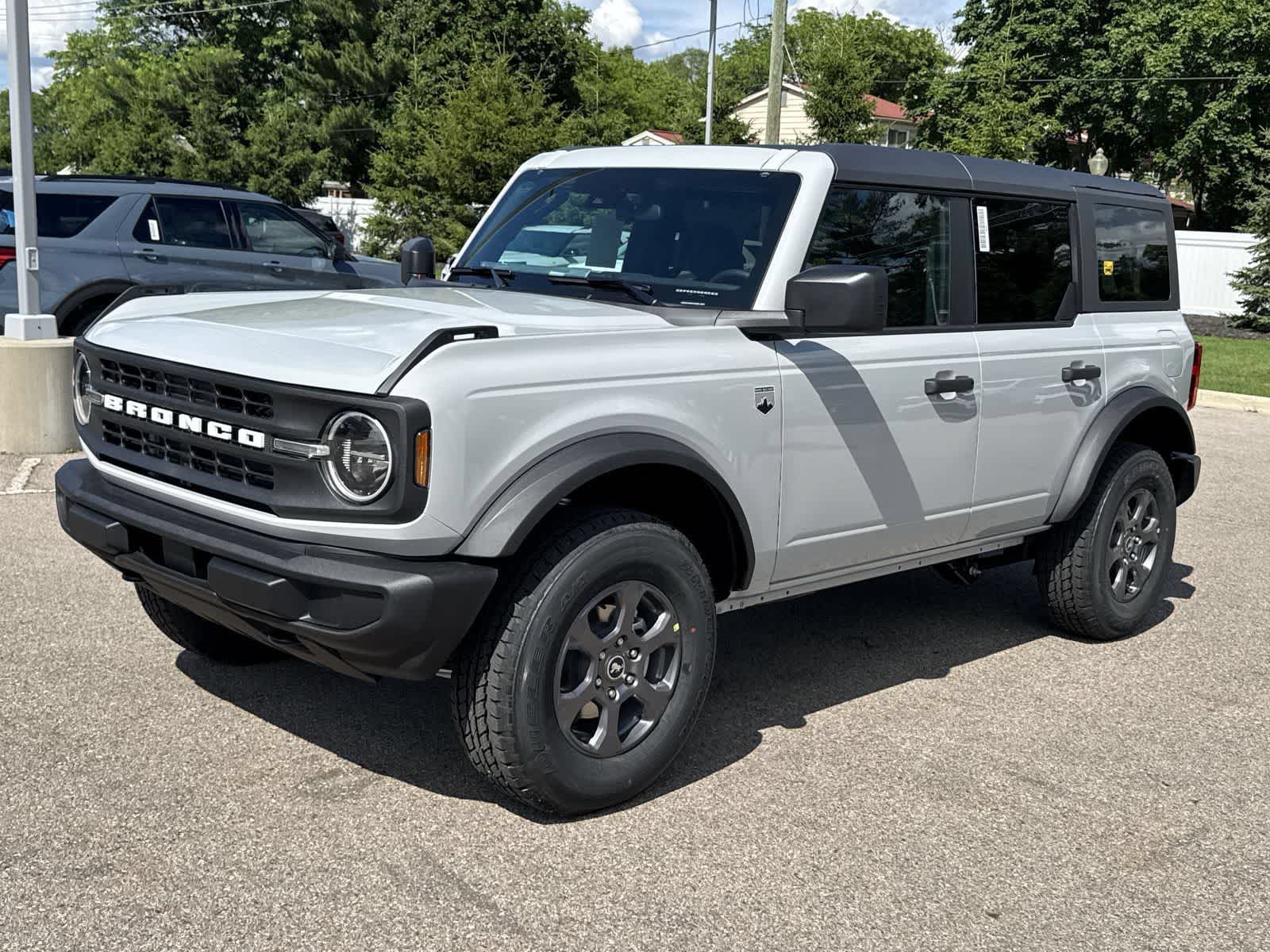 Thumbnail: 2026 Ford Bronco - 4