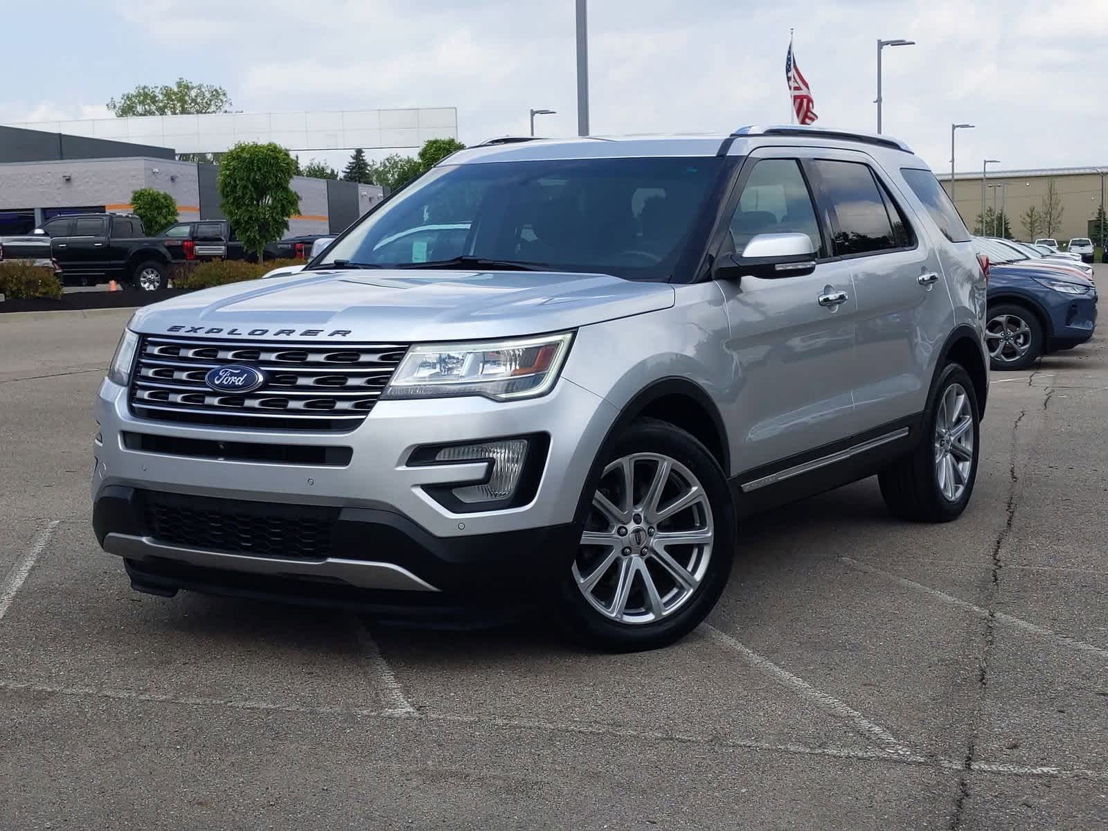 2016 Ford Explorer Limited -
                  Waterford, MI