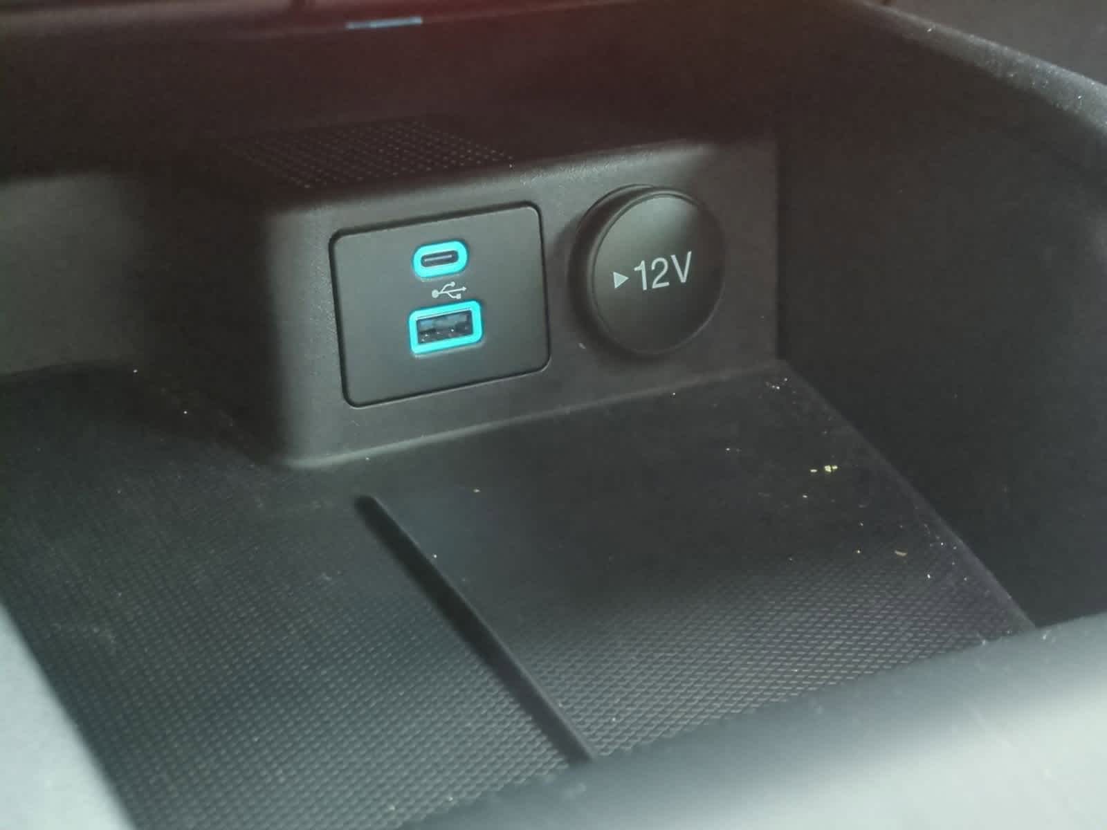 Thumbnail: 2022 Ford Escape - 32