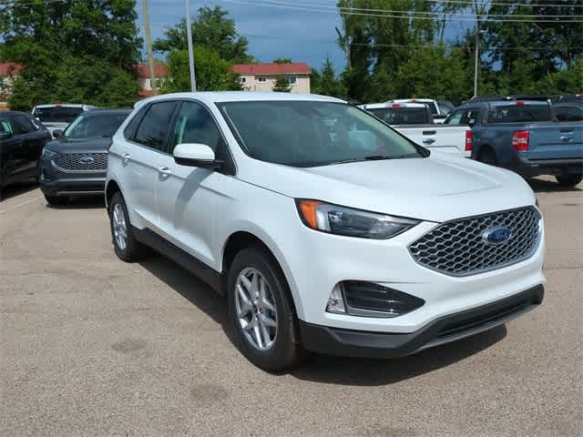 2024 Ford Edge SEL 7