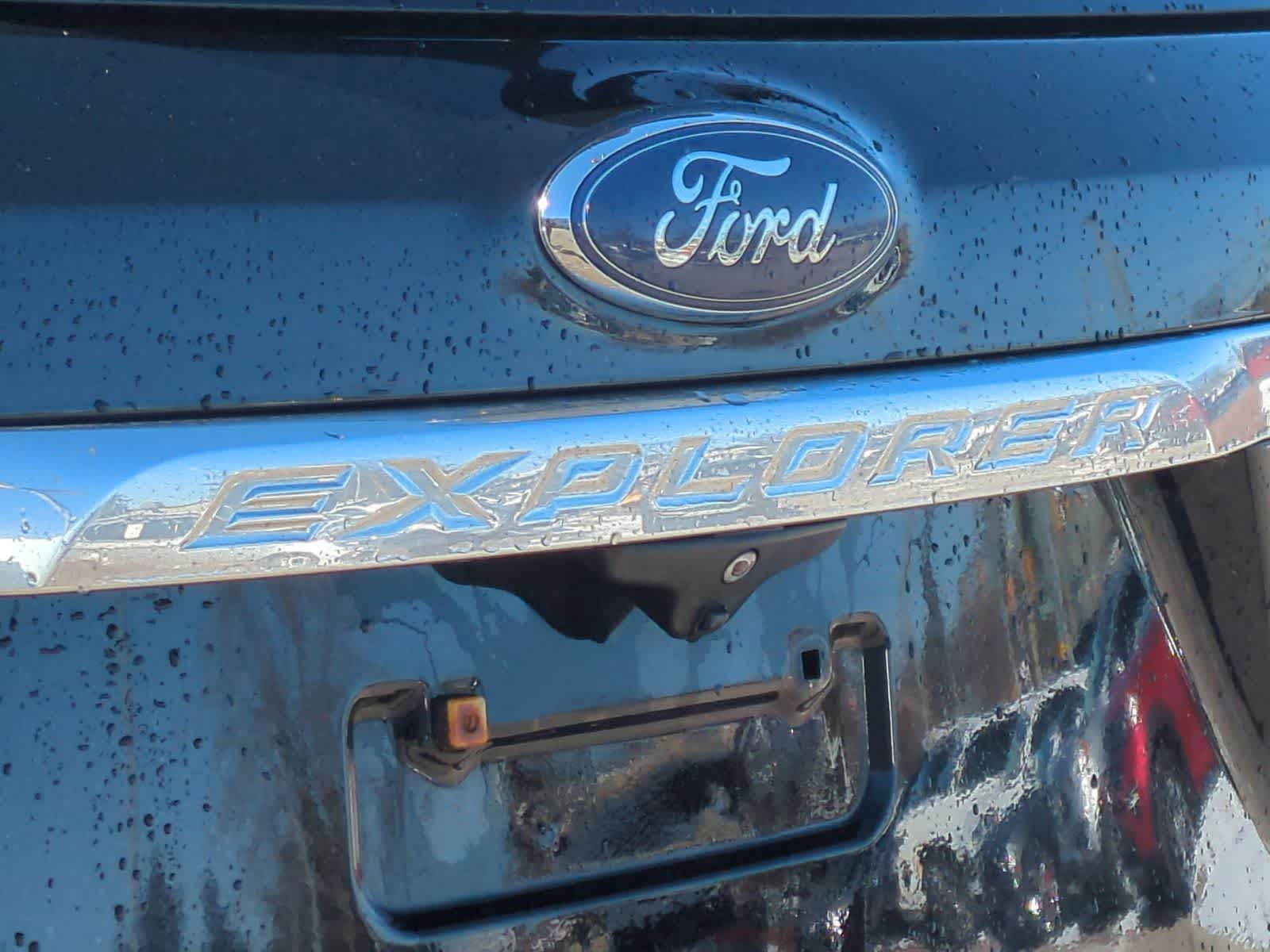 Thumbnail: 2017 Ford Explorer - 13