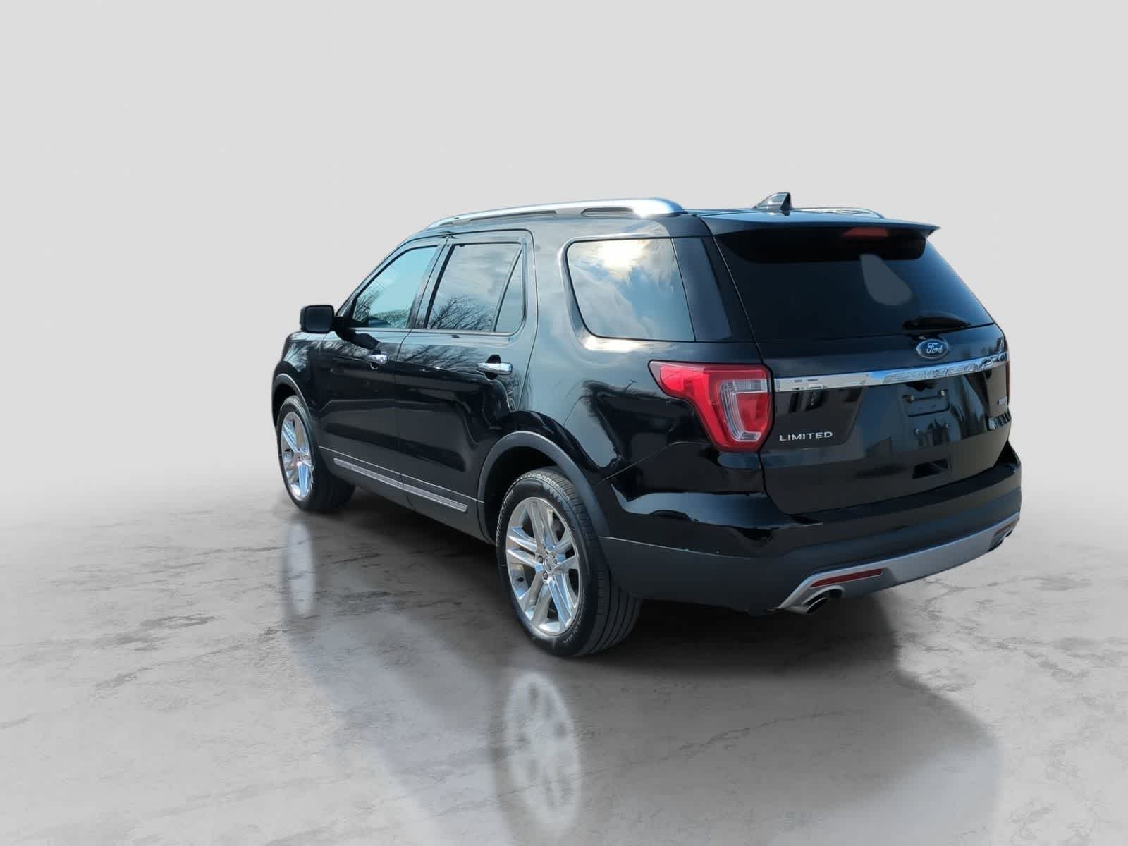 Thumbnail: 2016 Ford Explorer - 6