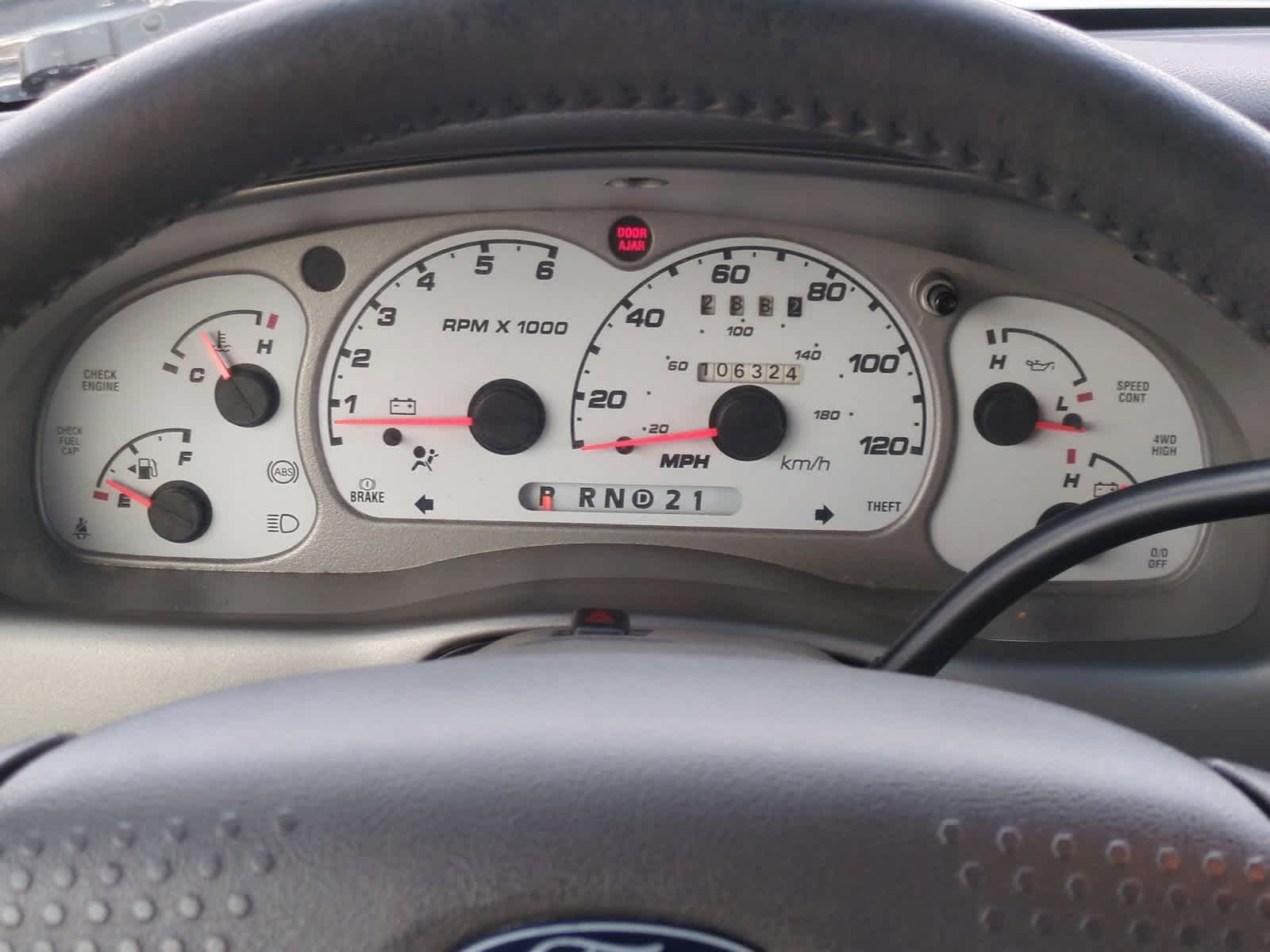 Thumbnail: 2001 Ford Explorer Sport Trac - 30