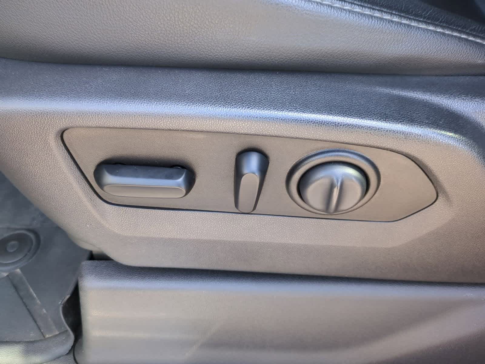 Thumbnail: 2020 Chevrolet Silverado 2500 - 17