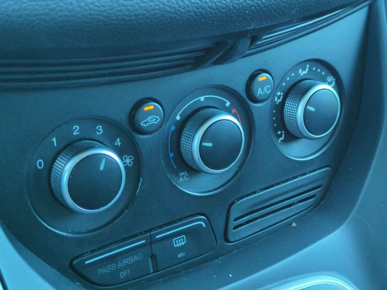 Thumbnail: 2013 Ford Escape - 29