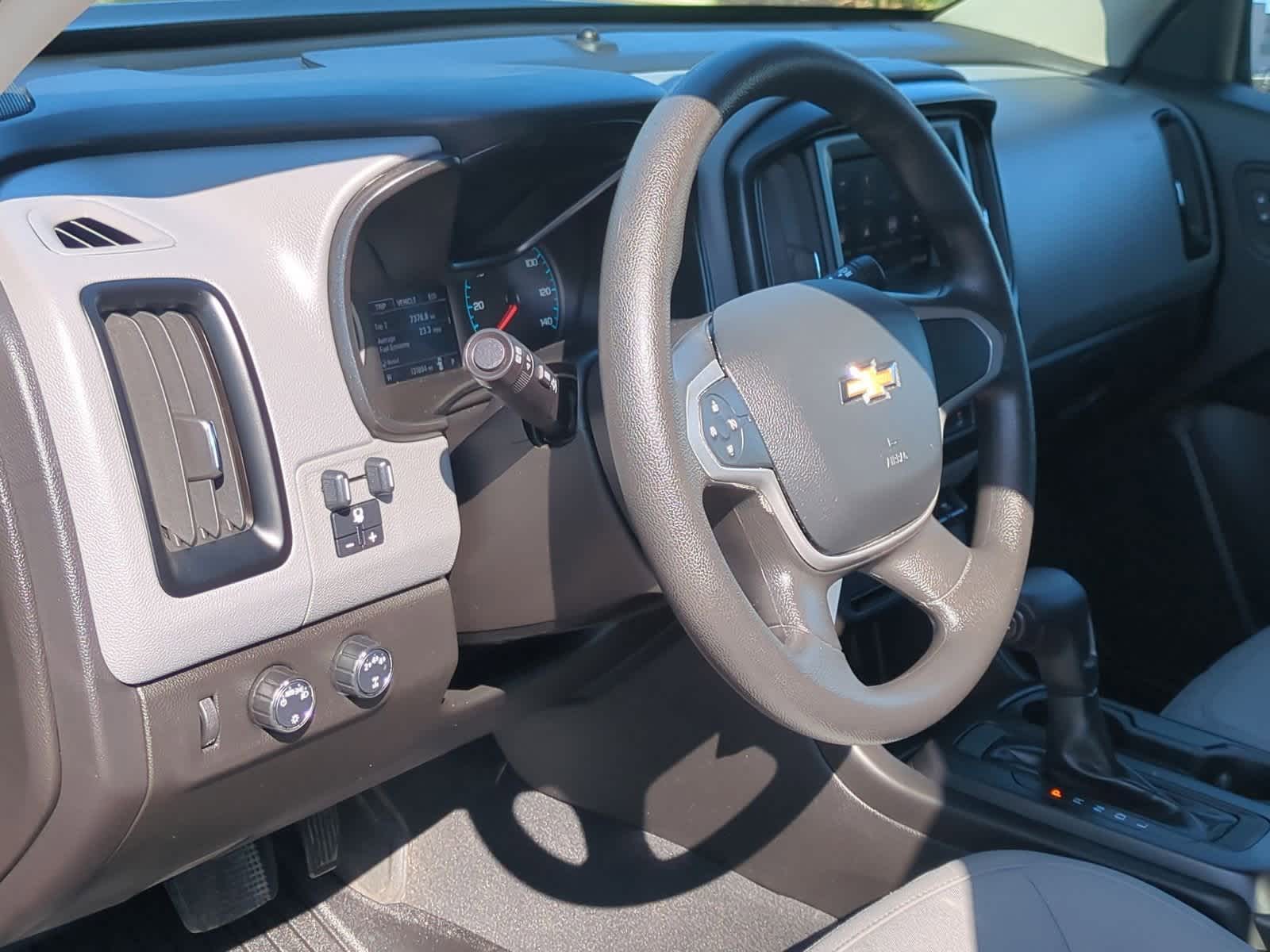 Thumbnail: 2021 Chevrolet Colorado - 10