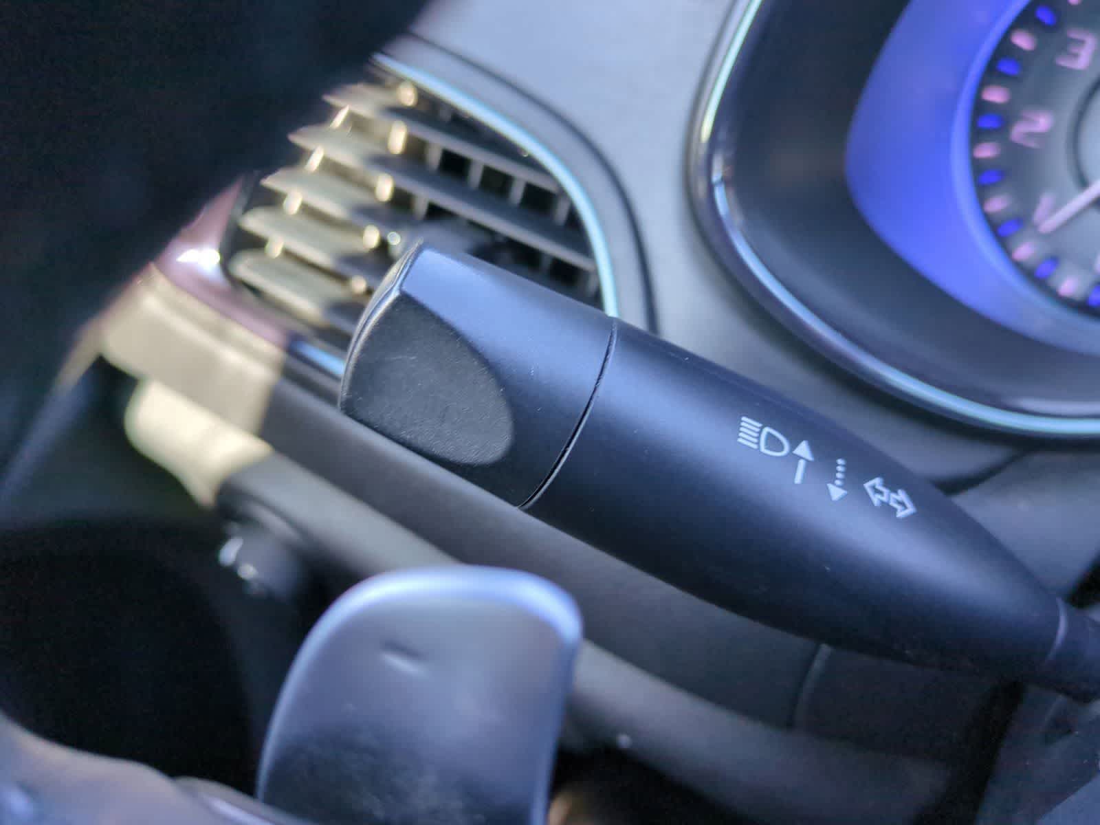 Thumbnail: 2016 Chrysler 200 - 28