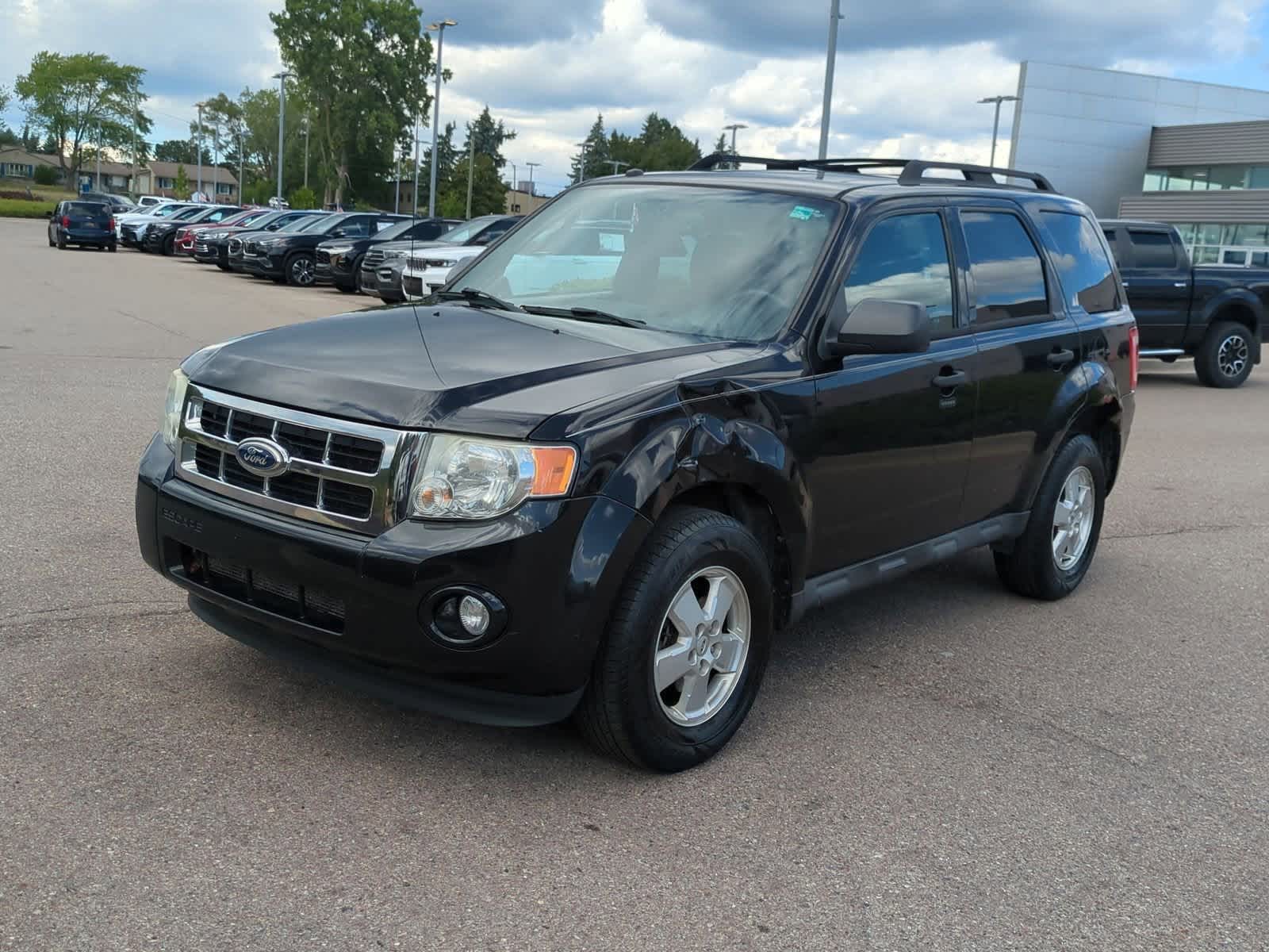 Thumbnail: 2011 Ford Escape - 4