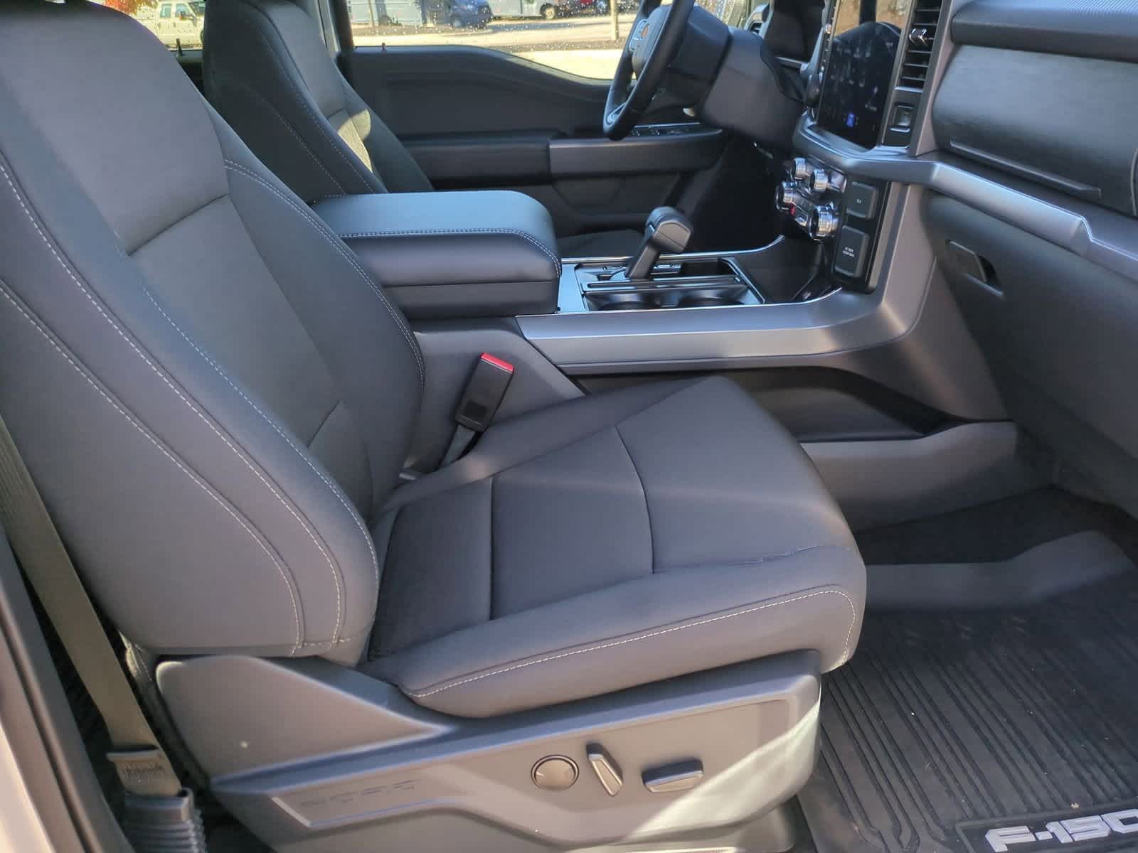 Thumbnail: 2025 Ford F-150 - 21