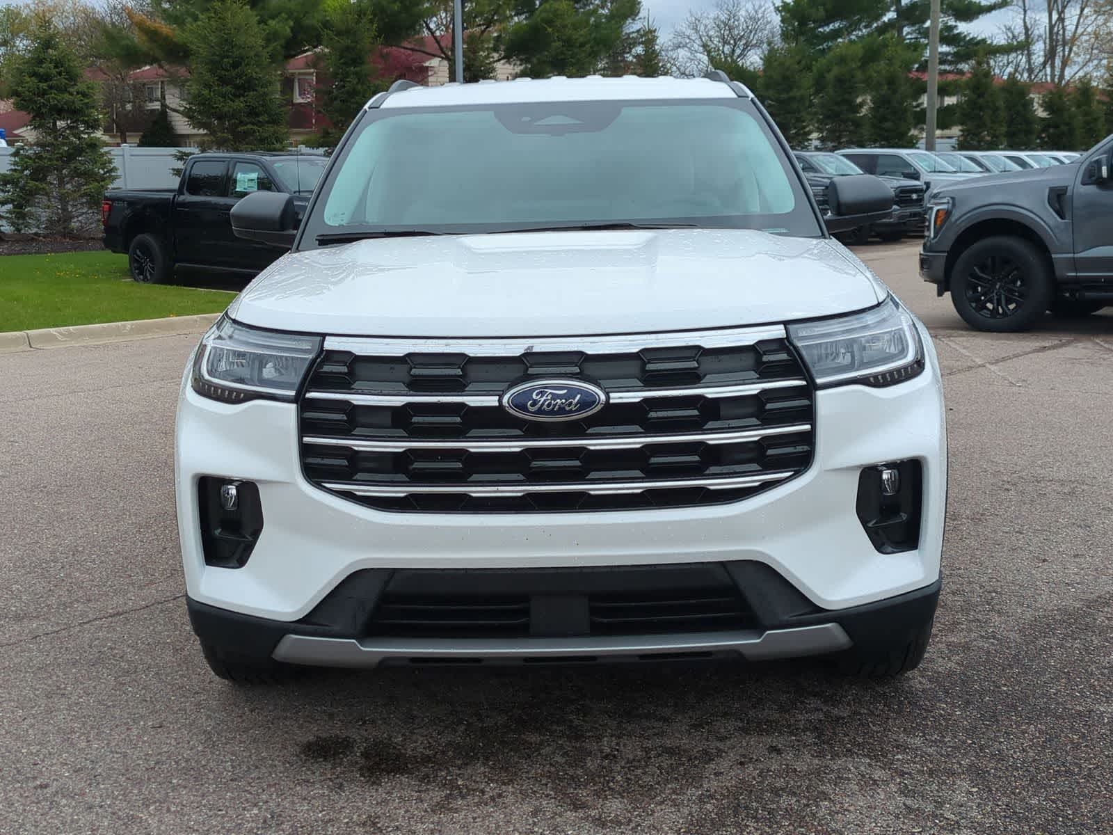 Thumbnail: 2026 Ford Explorer - 3