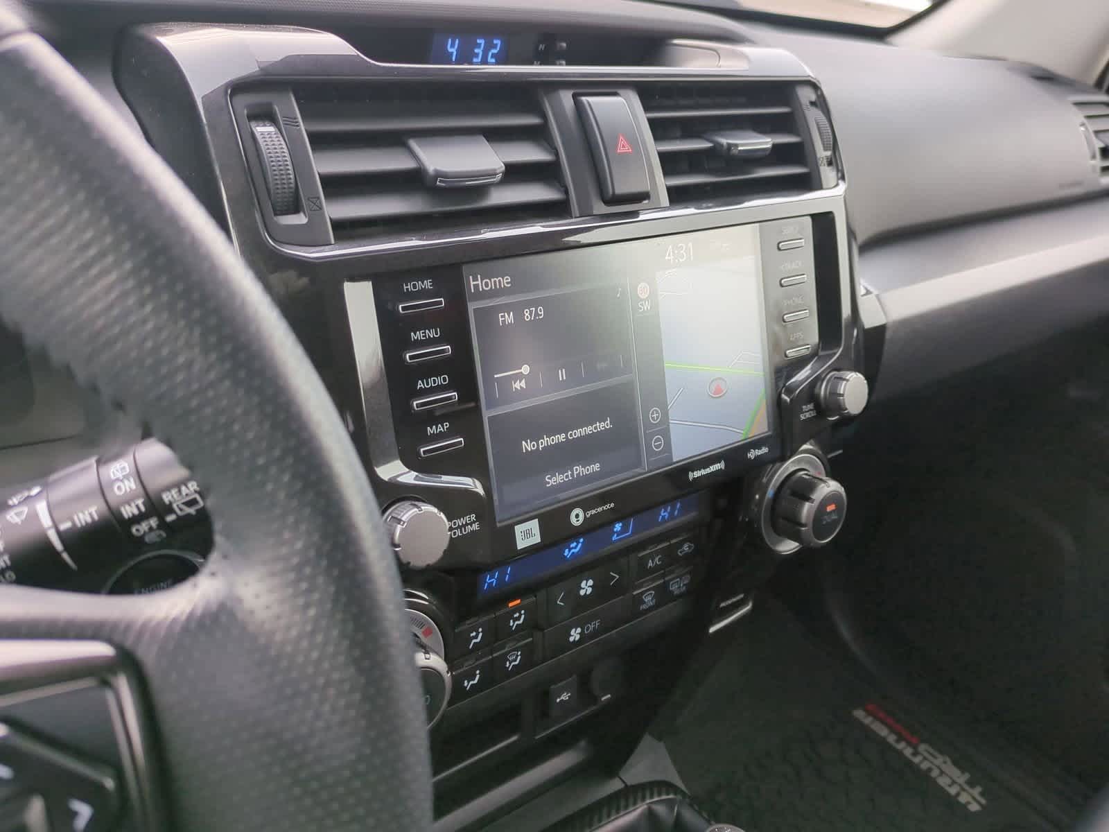 Thumbnail: 2022 Toyota 4Runner - 29