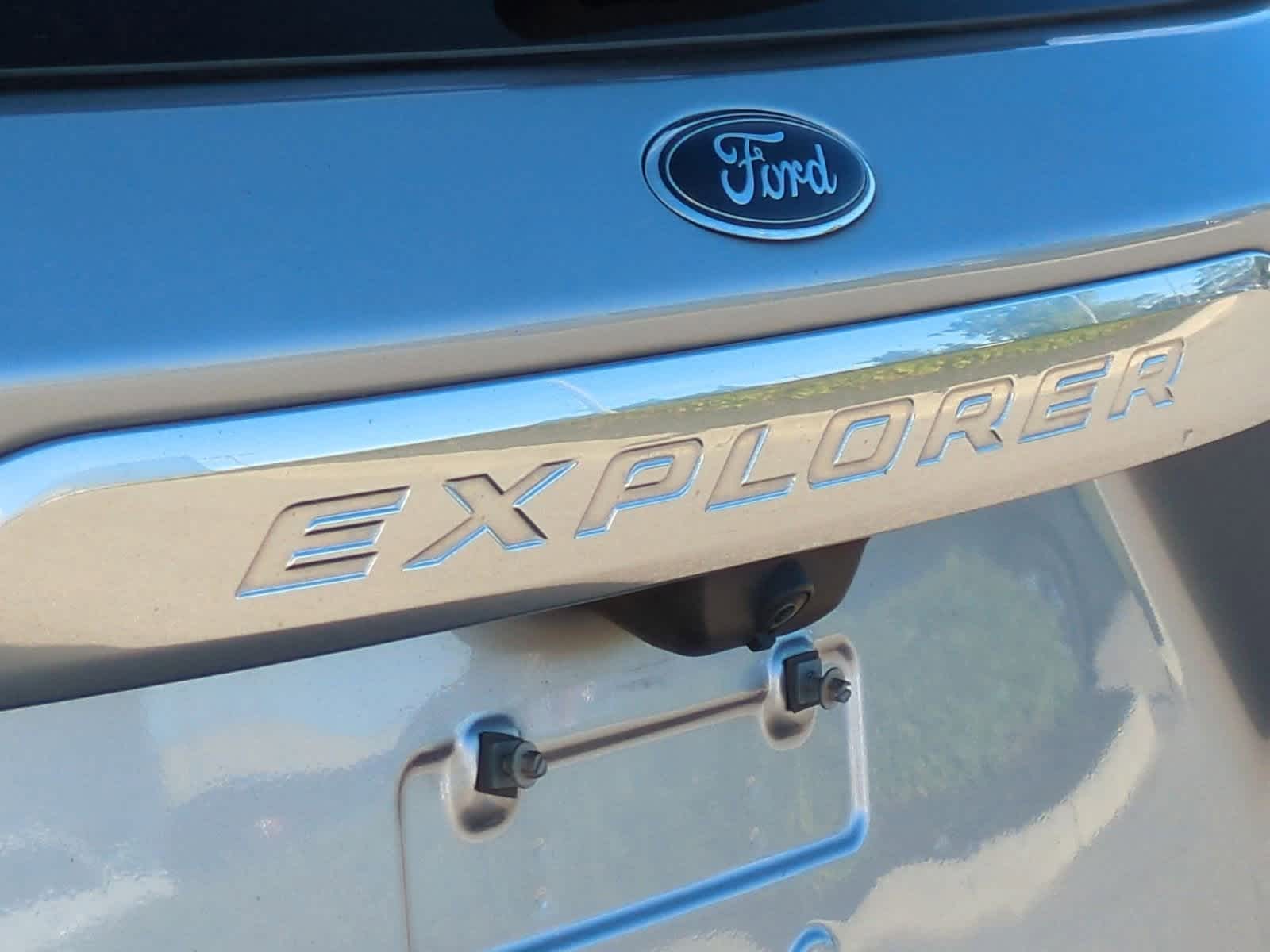 Thumbnail: 2021 Ford Explorer - 13