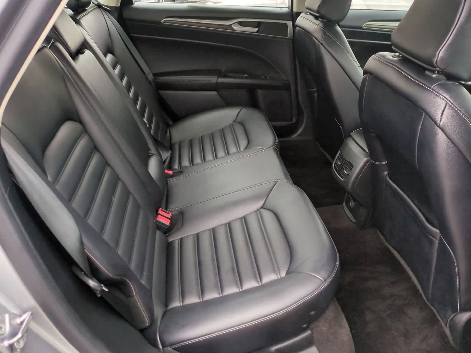 Thumbnail: 2020 Ford Fusion - 20