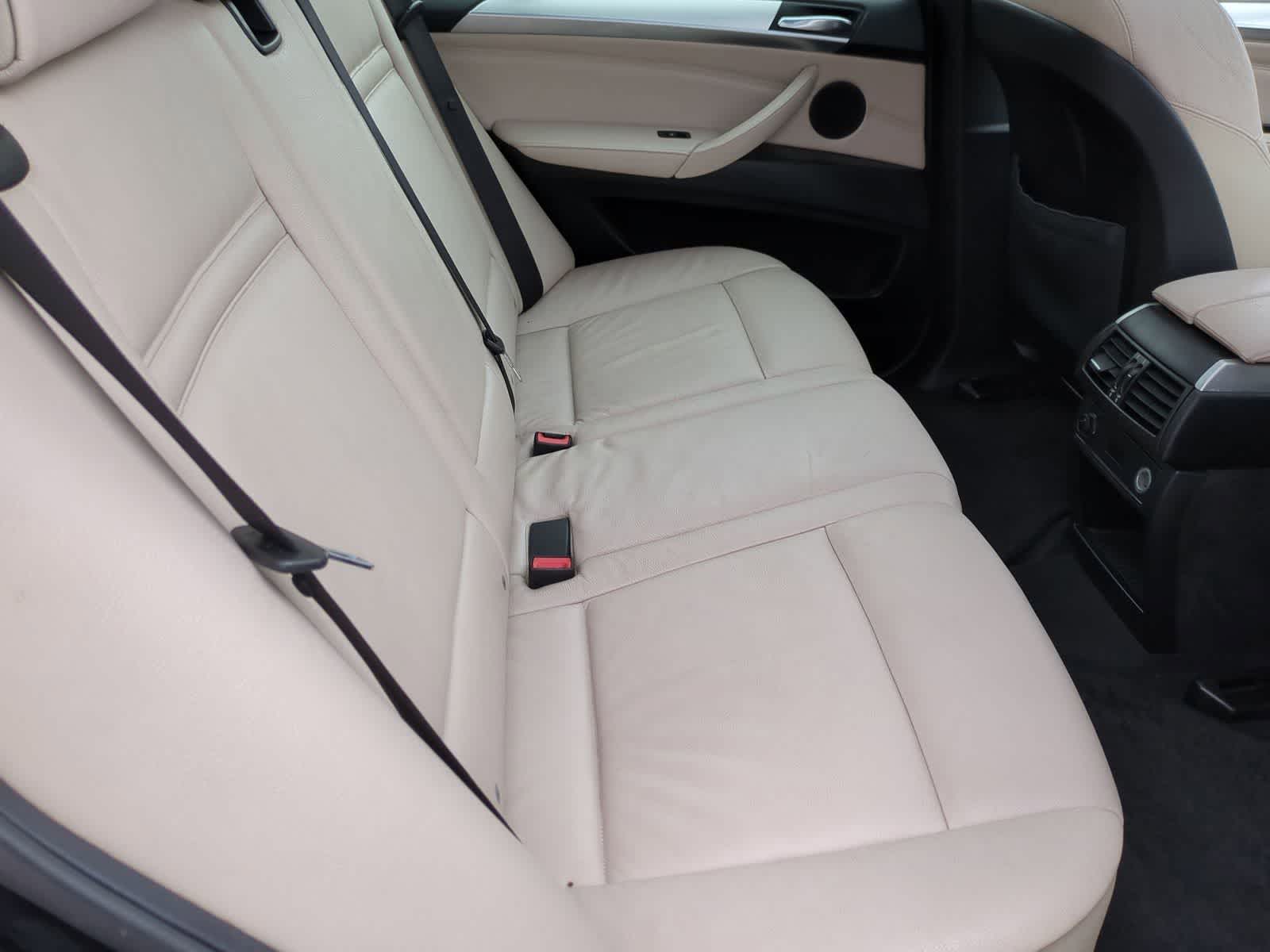 Thumbnail: 2012 BMW X5 - 21