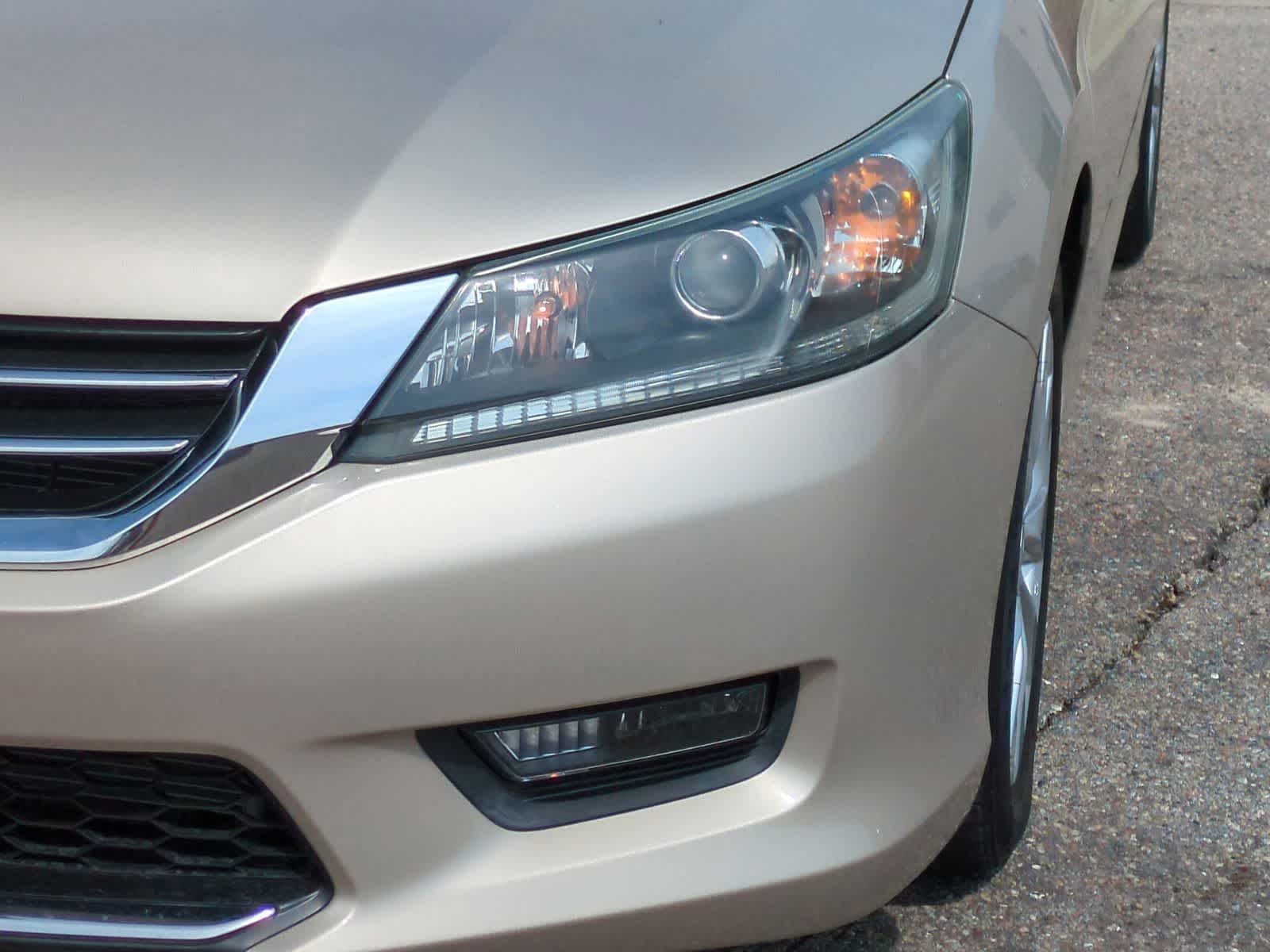 Thumbnail: 2015 Honda Accord - 11
