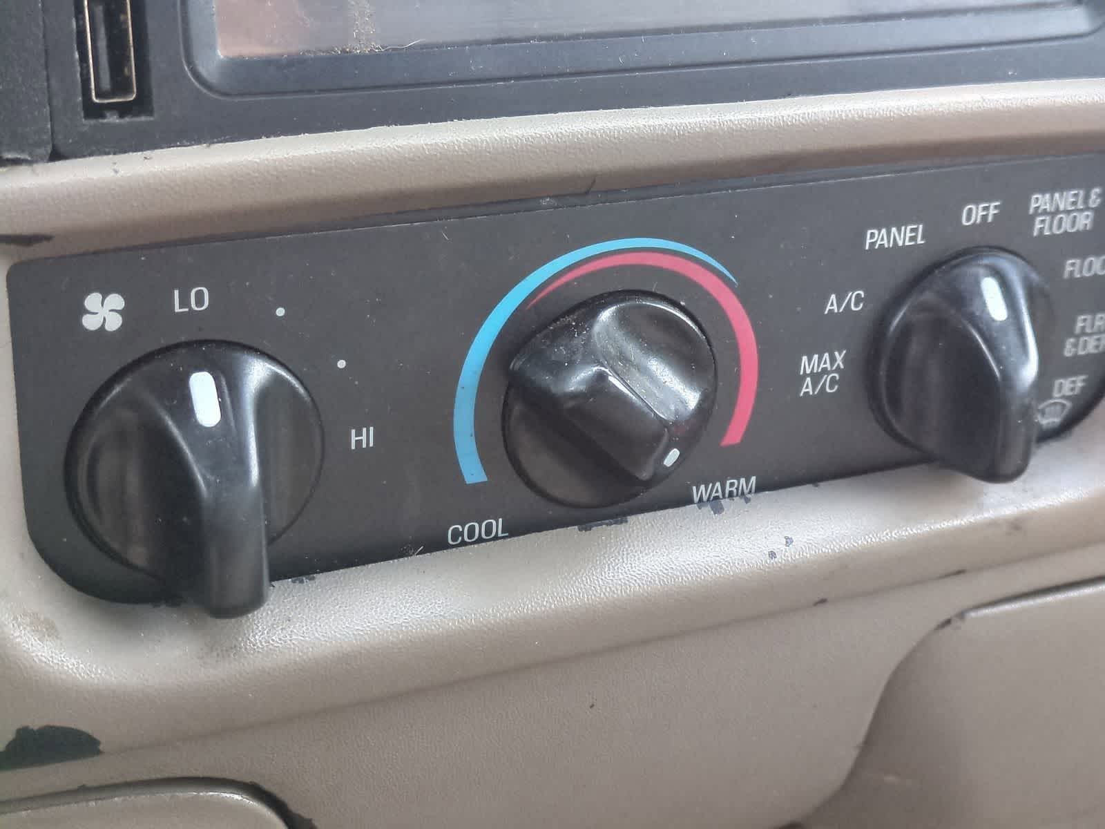 Thumbnail: 2001 Ford F-150 - 29
