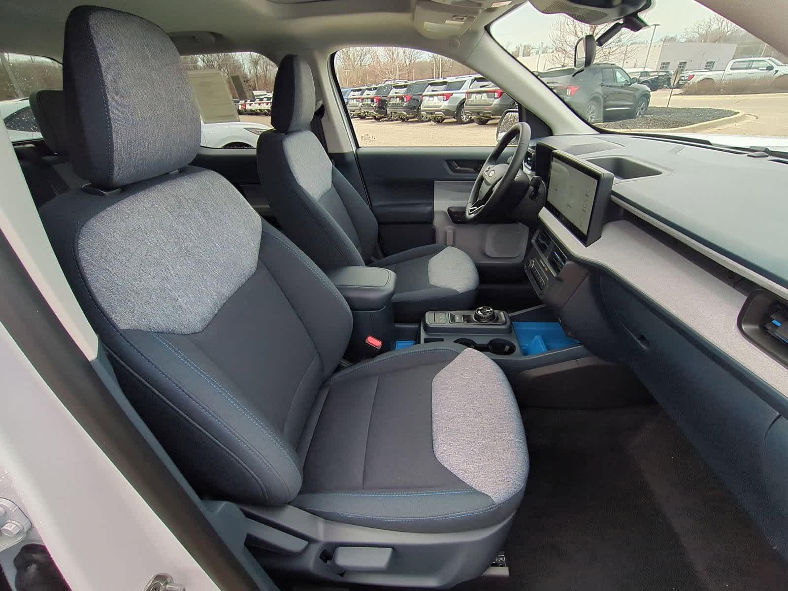 Thumbnail: 2025 Ford Maverick - 21