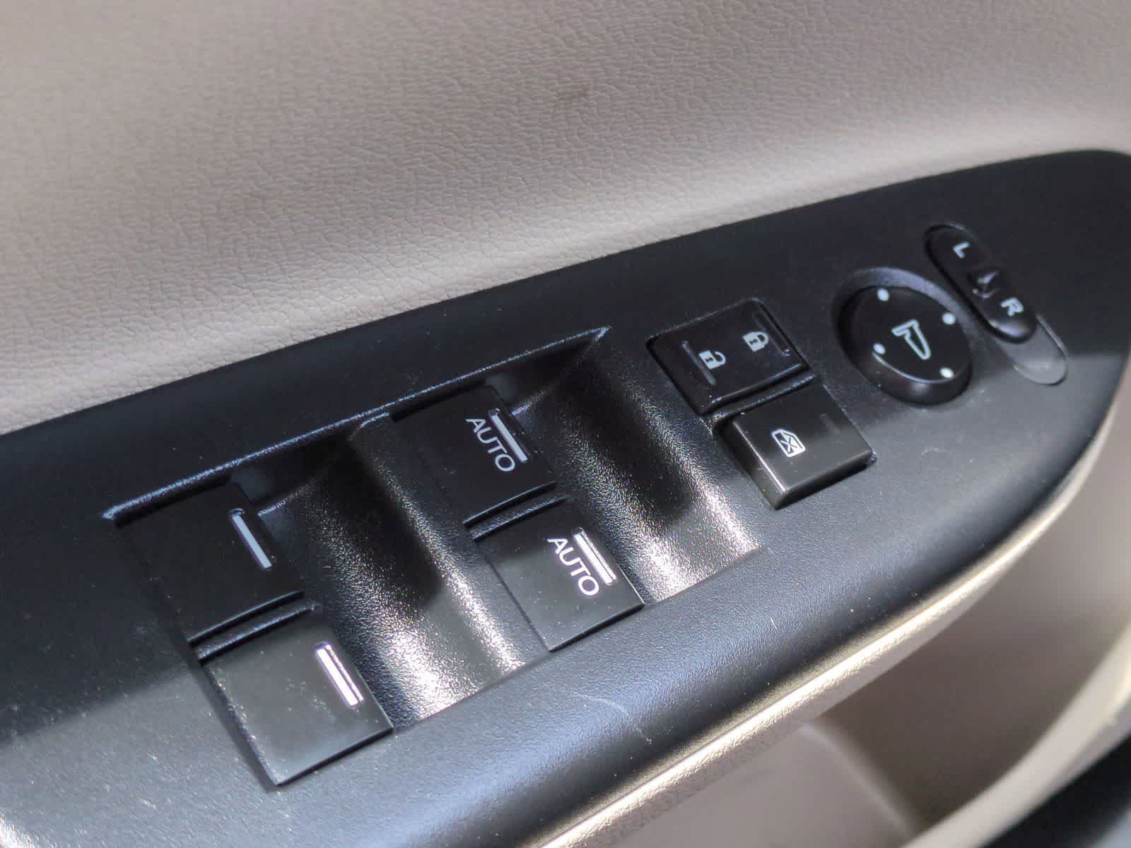 Thumbnail: 2015 Honda Accord - 29