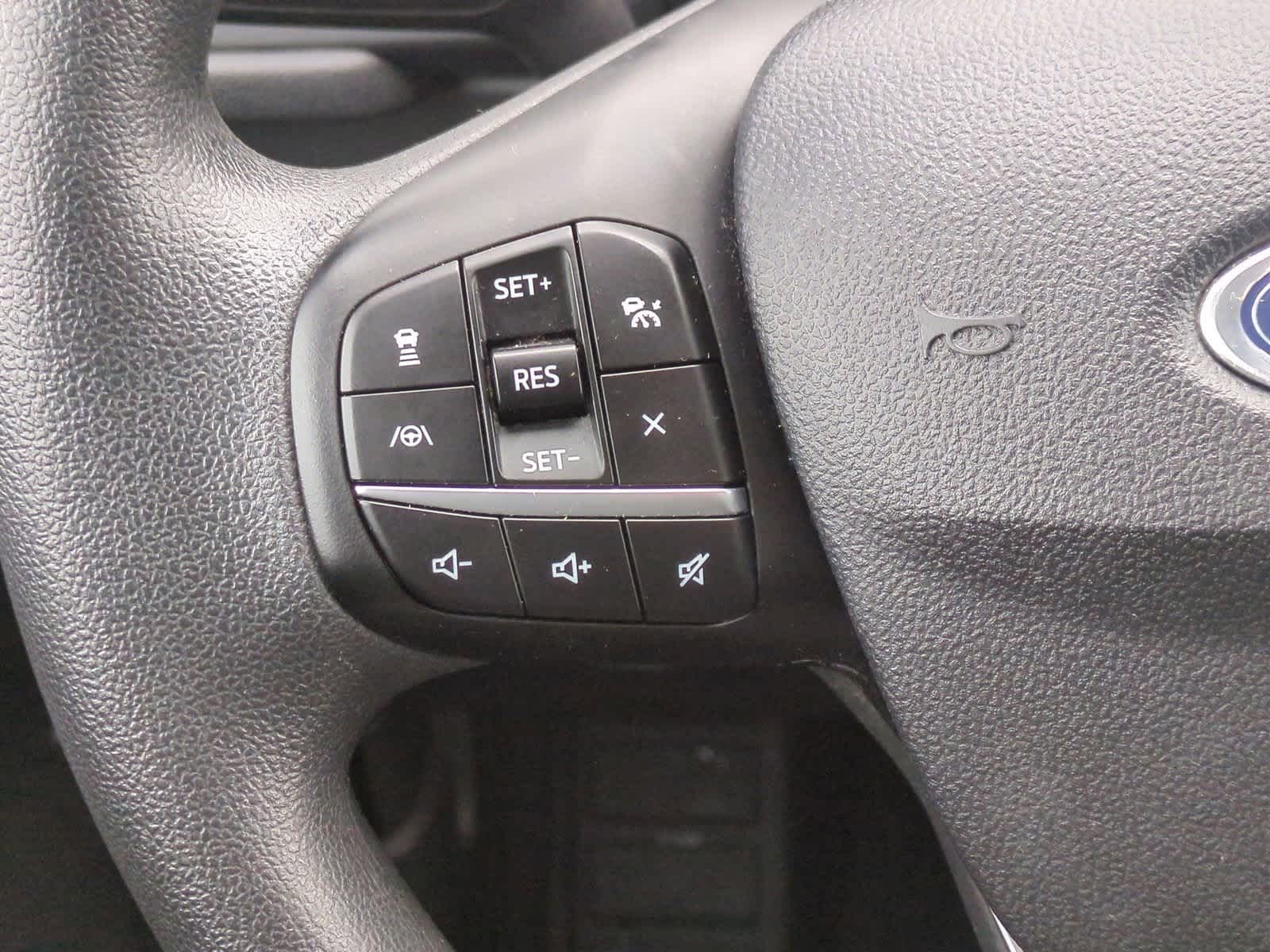 Thumbnail: 2022 Ford Escape - 23