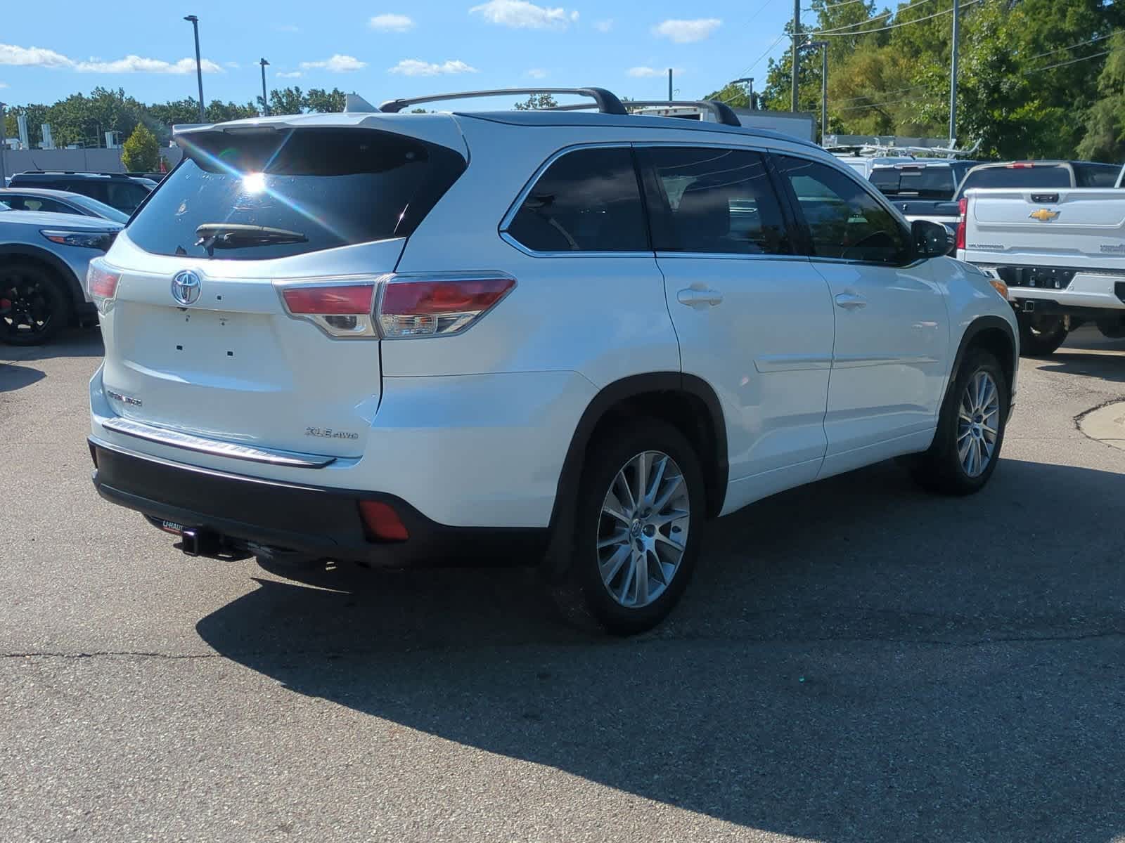 Thumbnail: 2014 Toyota Highlander - 8