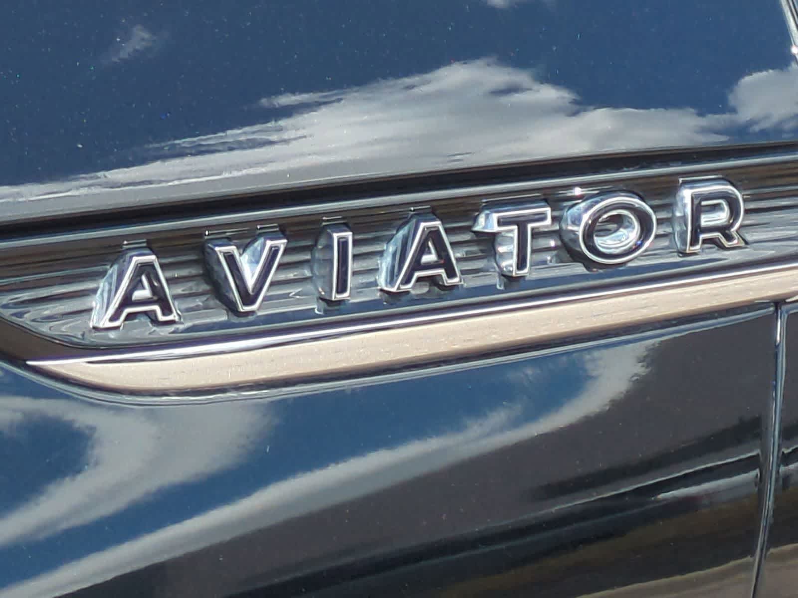 Thumbnail: 2021 Lincoln Aviator - 13