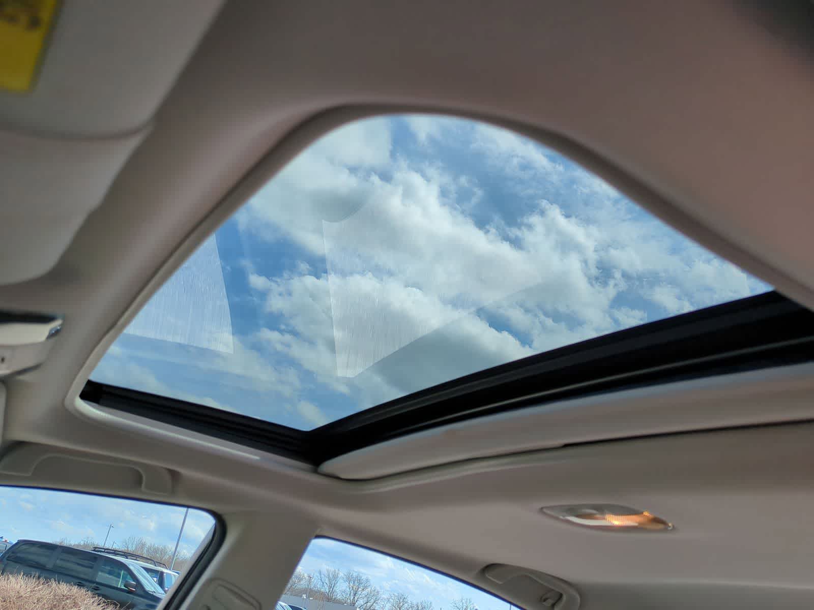 Thumbnail: 2010 Subaru Legacy - 19