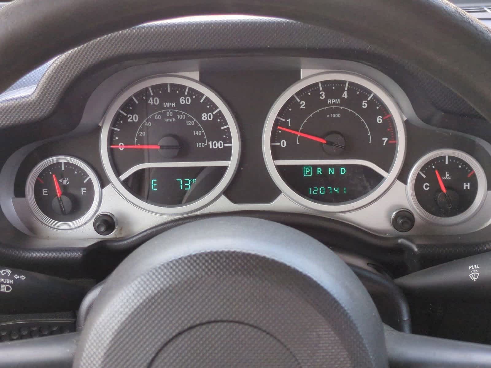 Thumbnail: 2010 Jeep Wrangler - 28