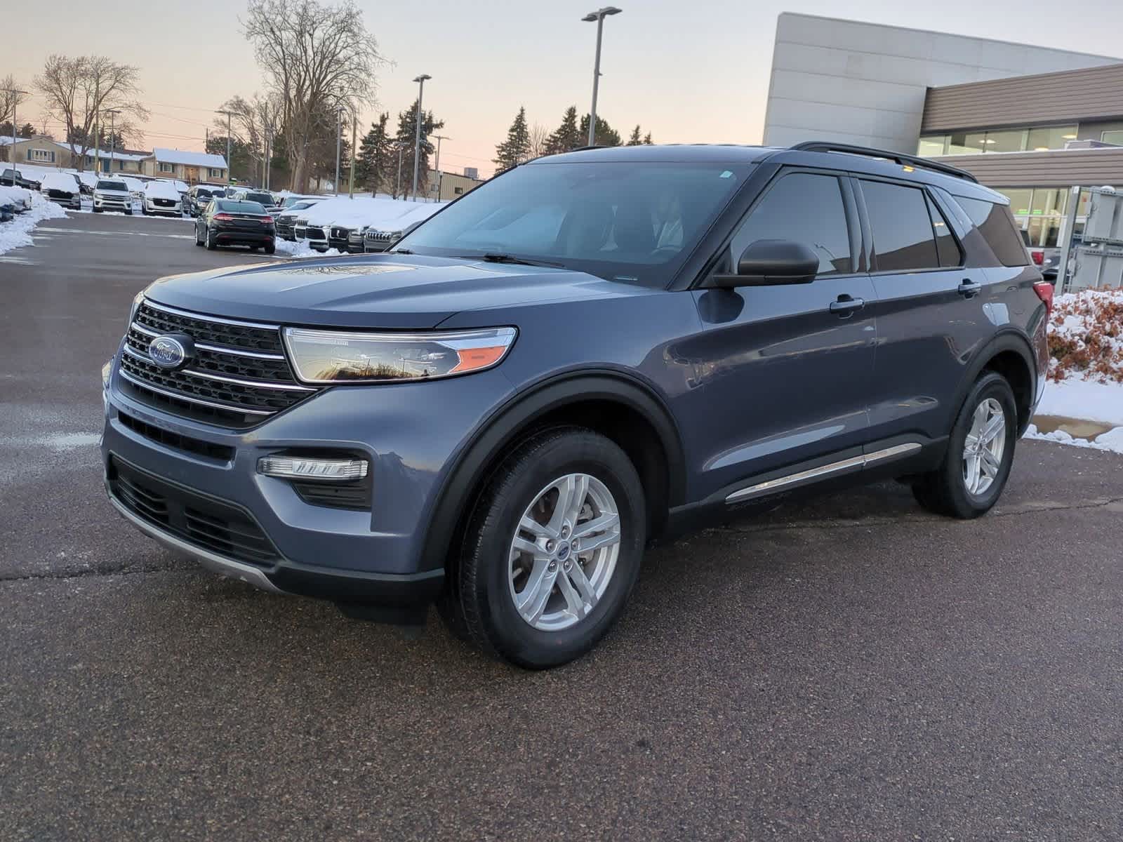 Thumbnail: 2021 Ford Explorer - 4