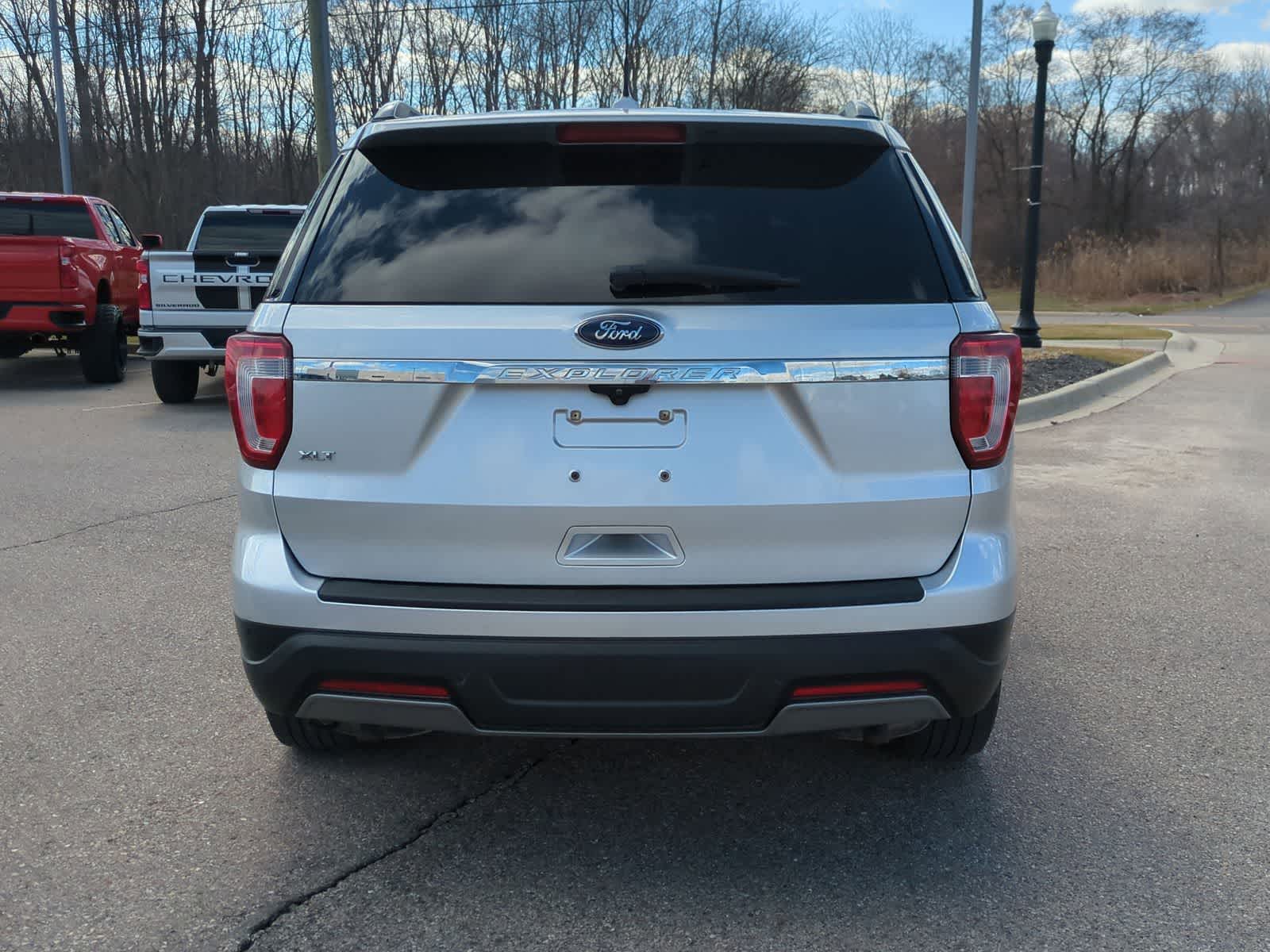 Thumbnail: 2019 Ford Explorer - 7