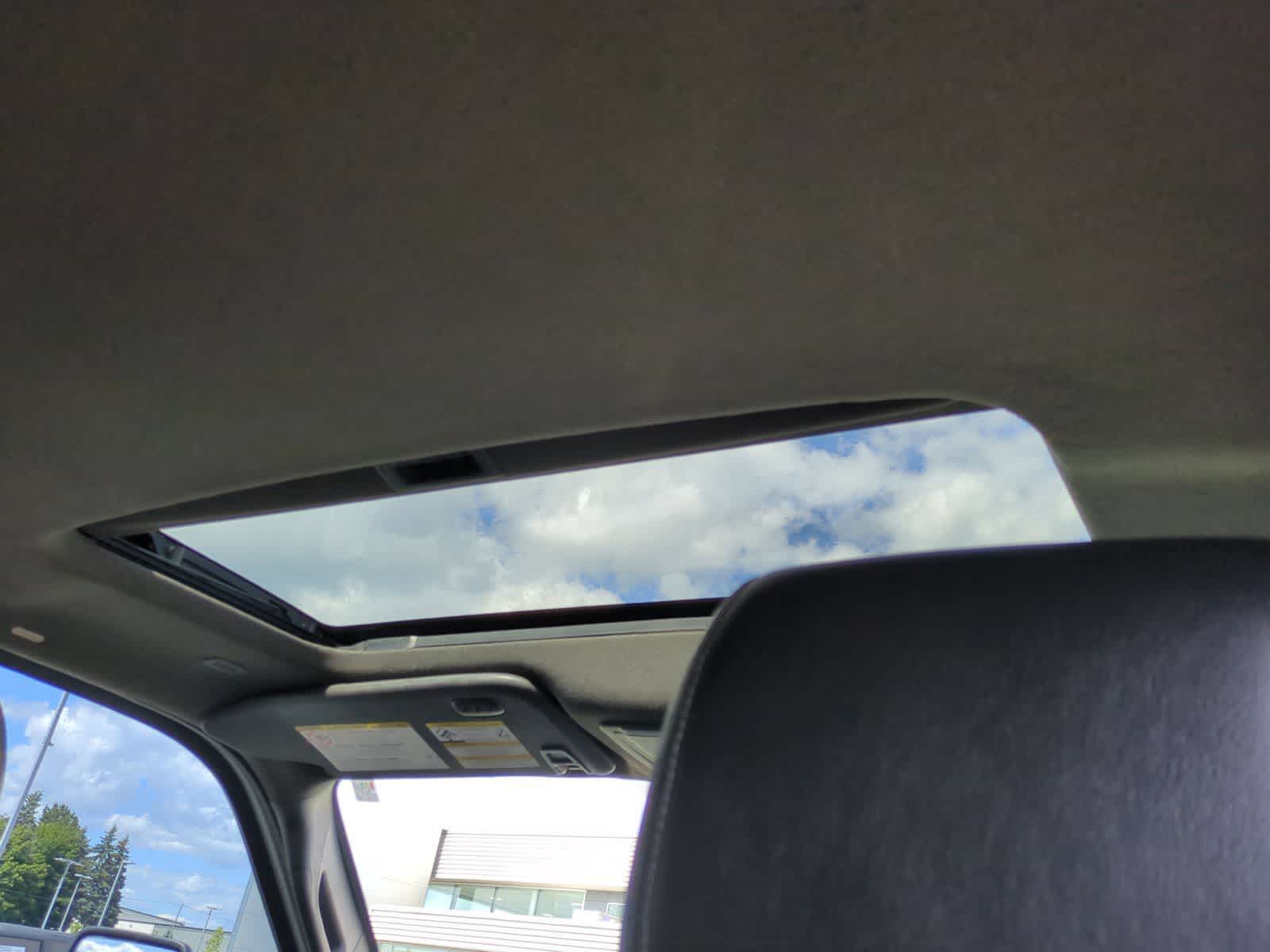 Thumbnail: 2015 Ford Econoline - 22